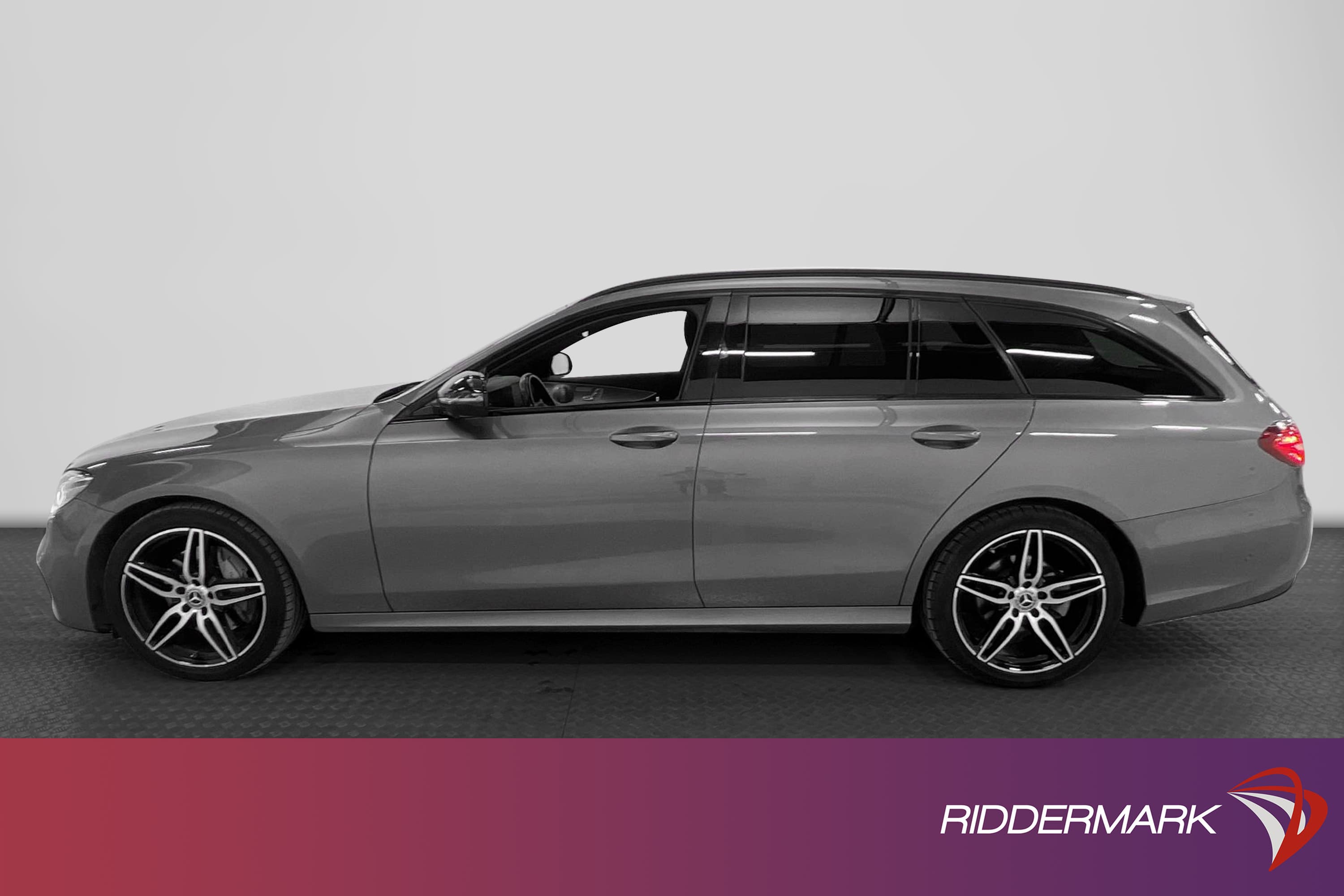 Mercedes-Benz E 250 211hk AMG Pano