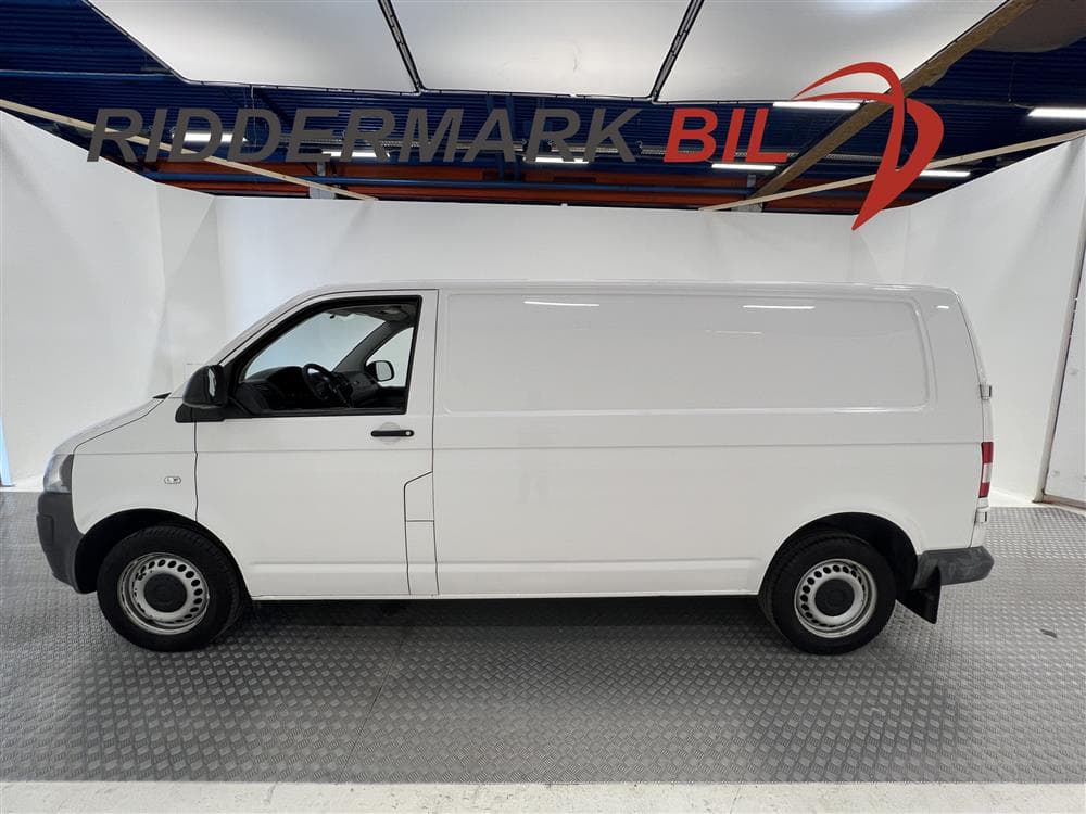 Volkswagen Transporter 2.0 TDI Aut 140hk L2 Drag Värmare