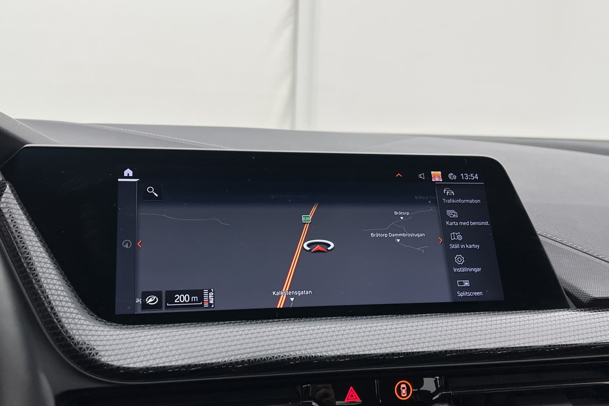 BMW 118i 136hk Sport line CarPlay Sensorer Navi Keyless LED