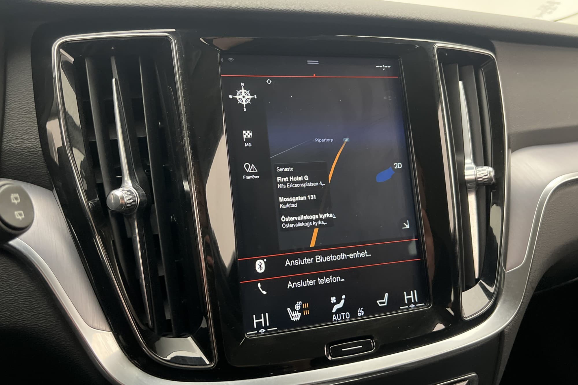 Volvo V60 D3 AWD Momentum VOC Värmare Navi Rattvärme Drag