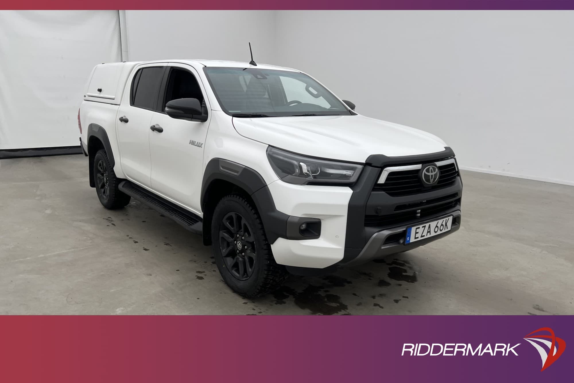 Toyota Hilux Invincible 2.8 4WD