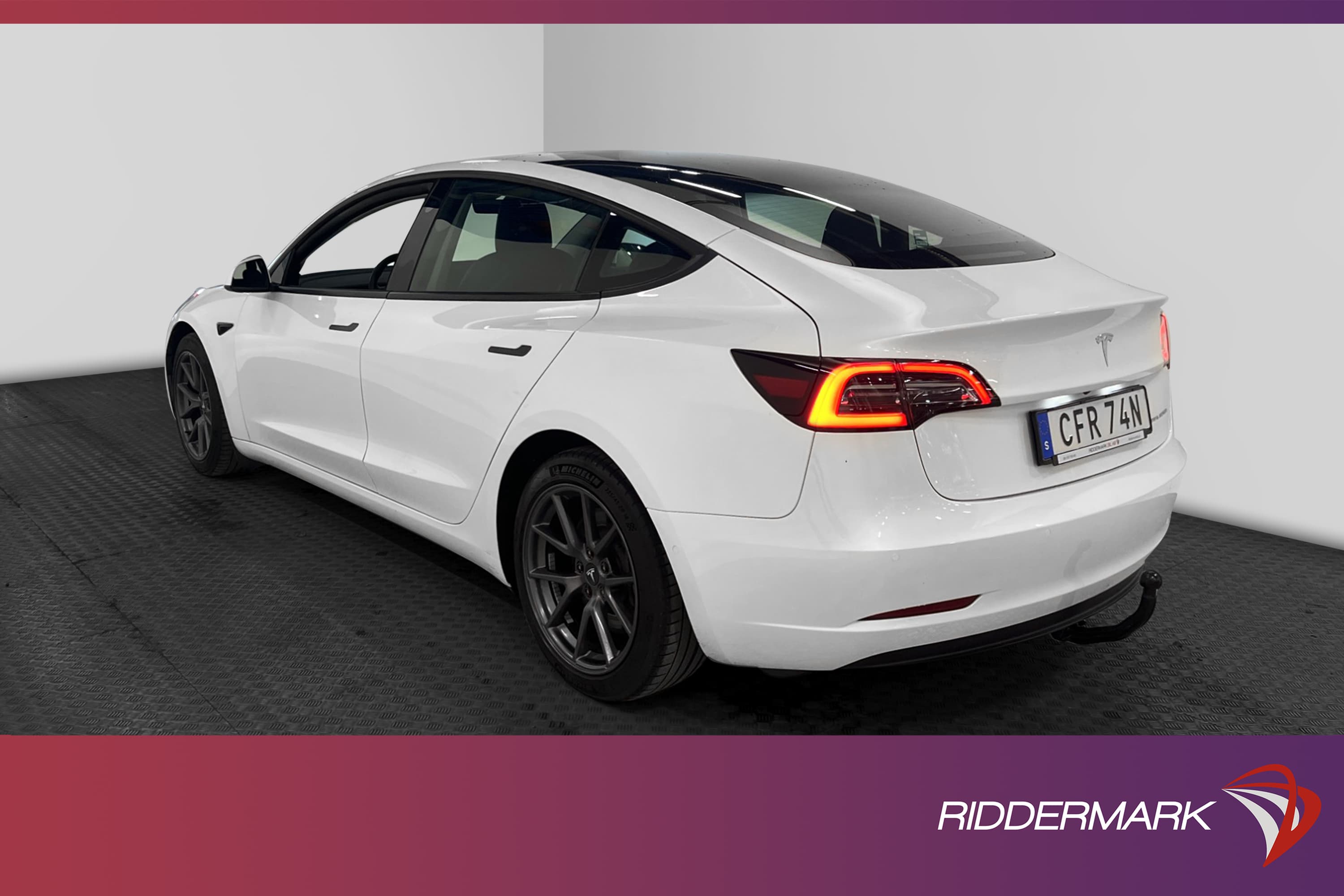 Tesla Model 3 Long Range AWD 440hk