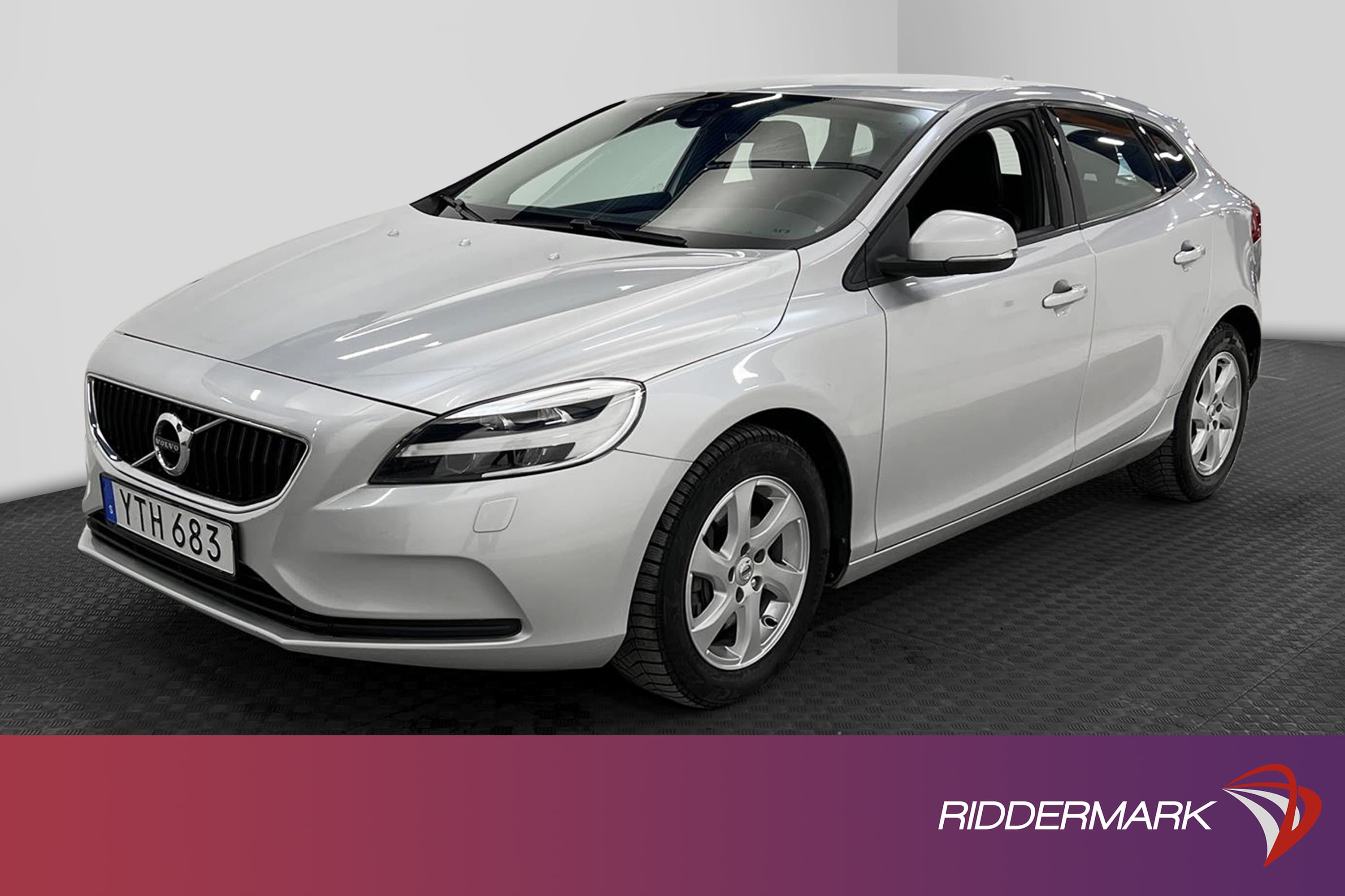 Volvo V40 D3 Momentum VOC Värmare Välservad 1  Brukare MOMS