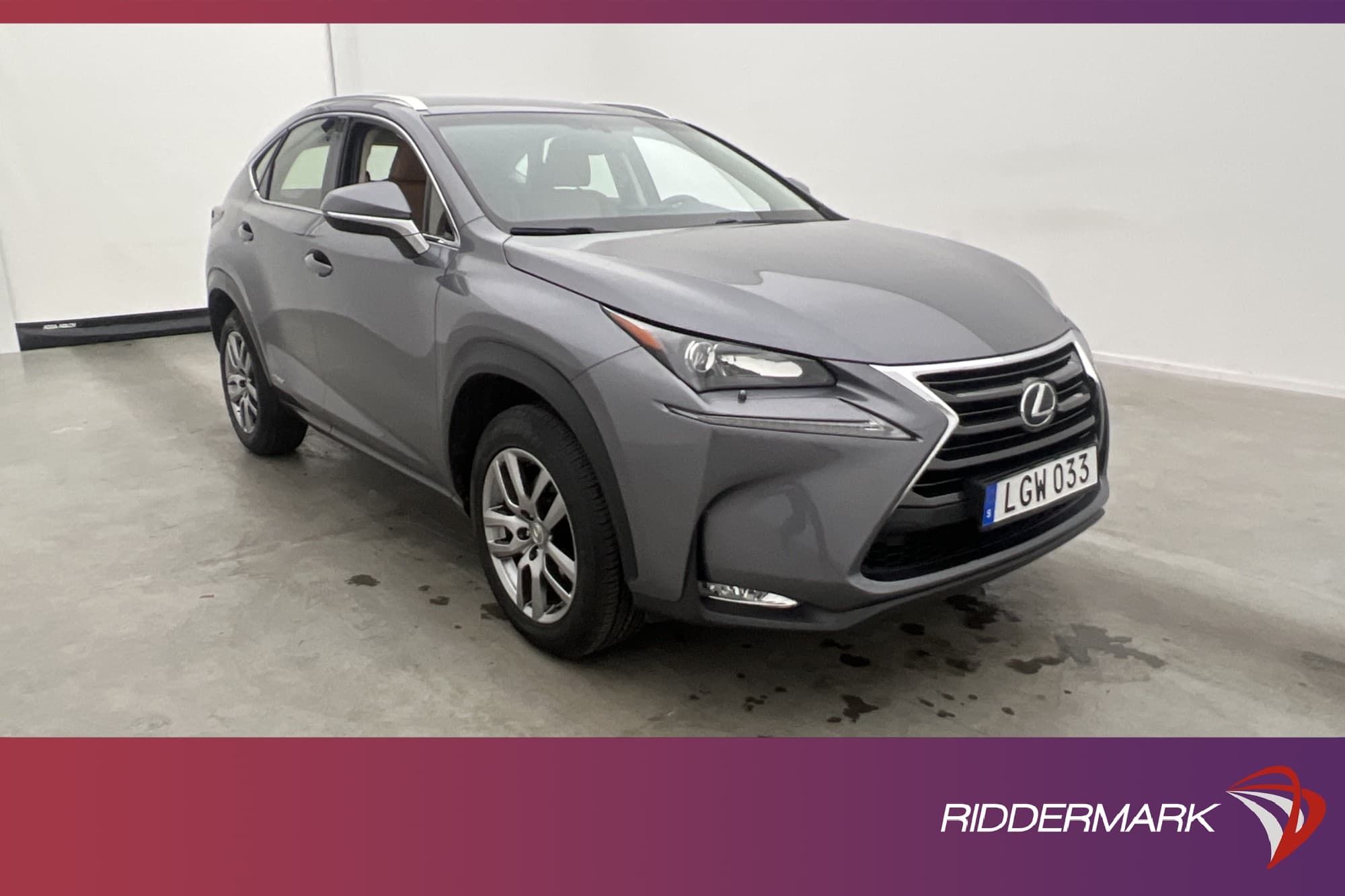 Lexus NX 300h 2.5 AWD E-CVT 197hk