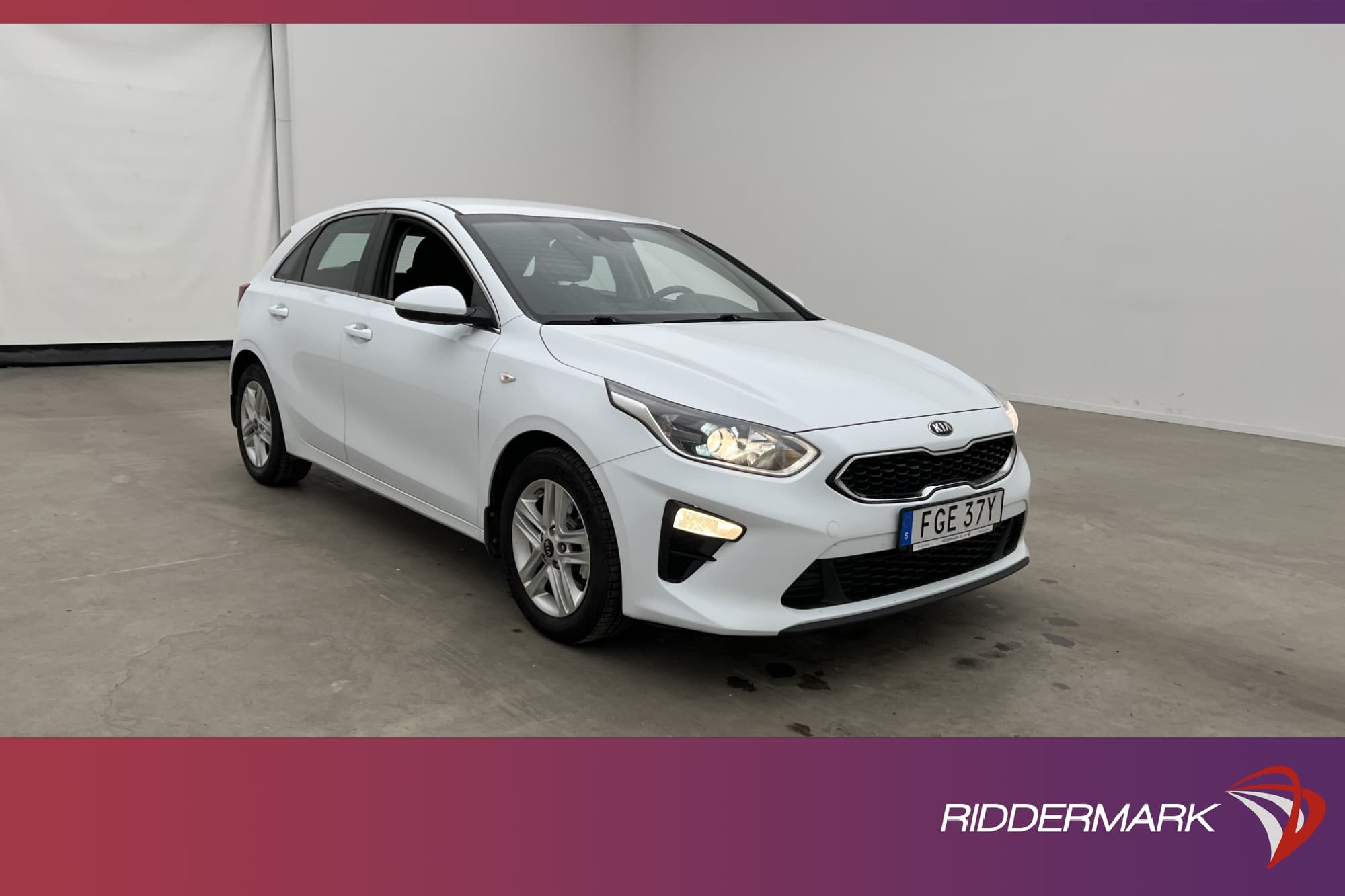 Kia Ceed 1.0 T-GDI 120hk Action CarPlay Kamera Rattvärme