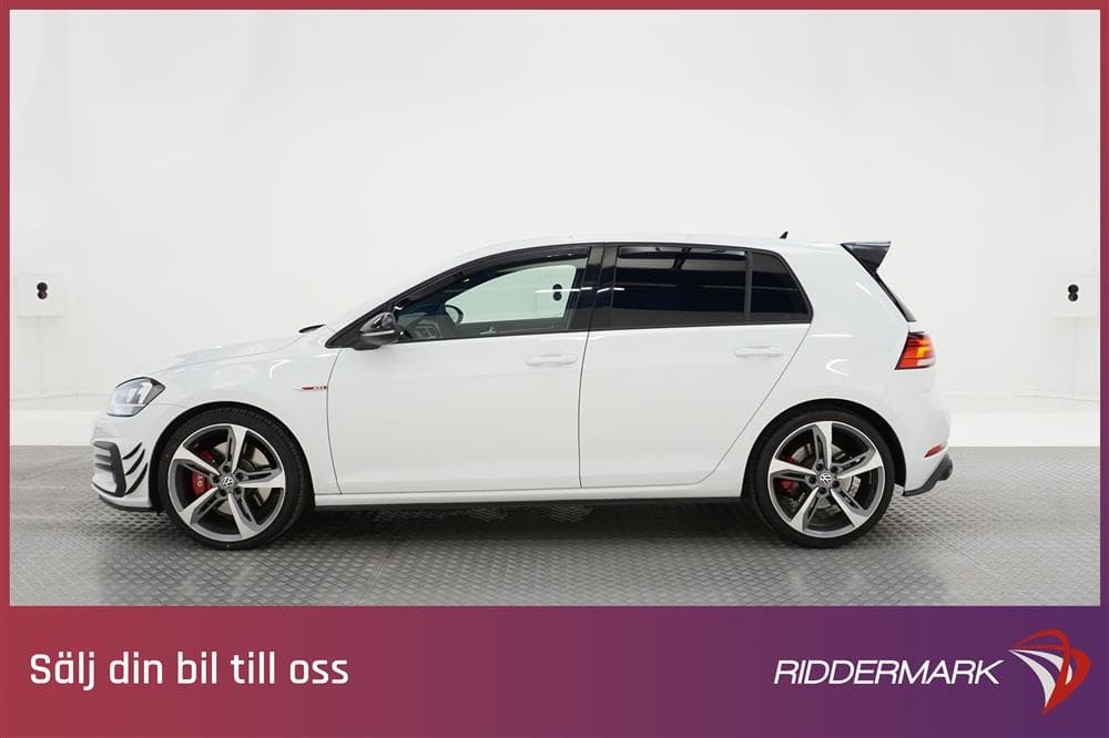 Volkswagen Golf GTI Performance 245h Cockpit