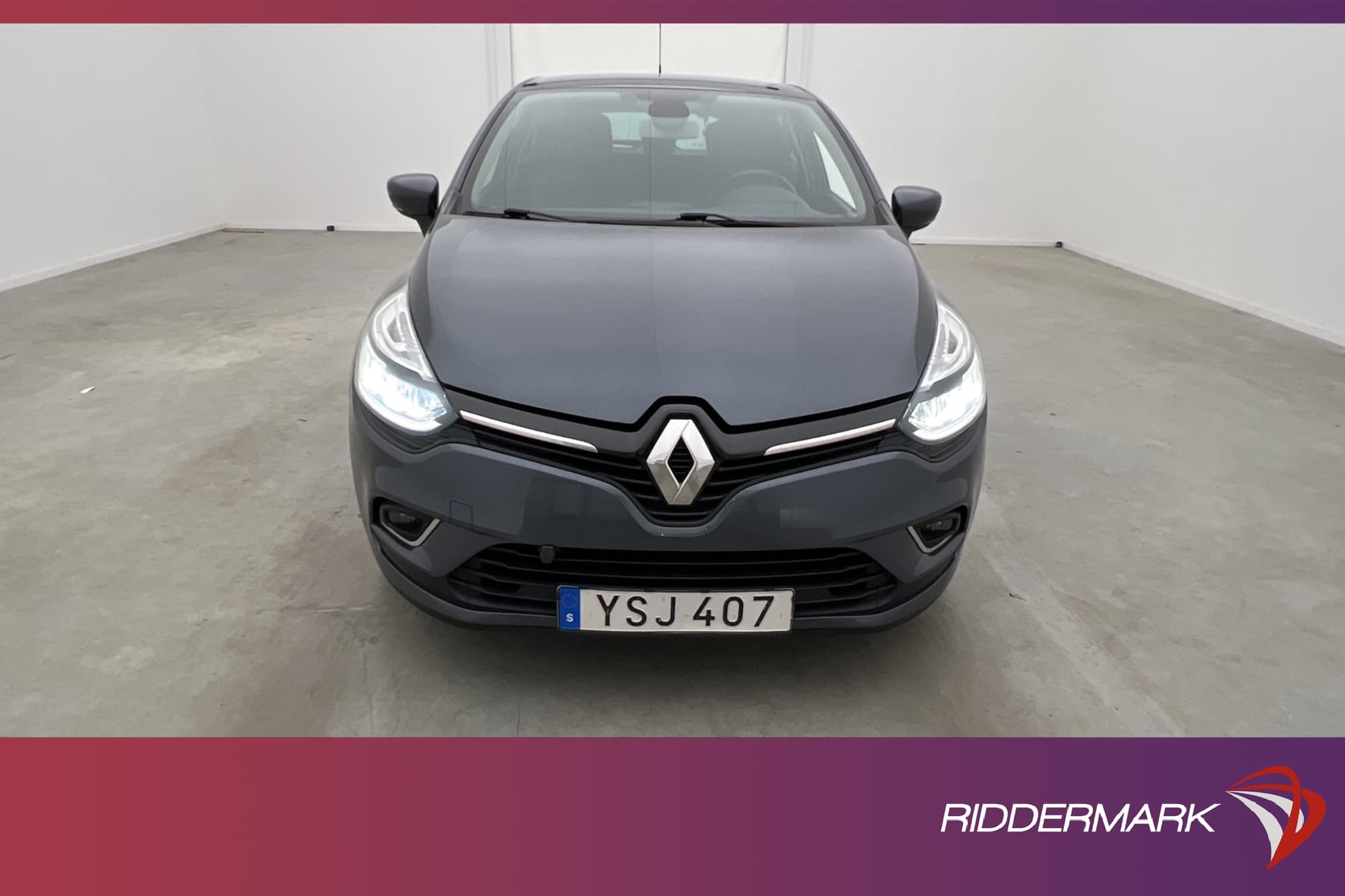 Renault Clio 0.9 TCe 90hk Intens Bass Reflex Värmare Navi