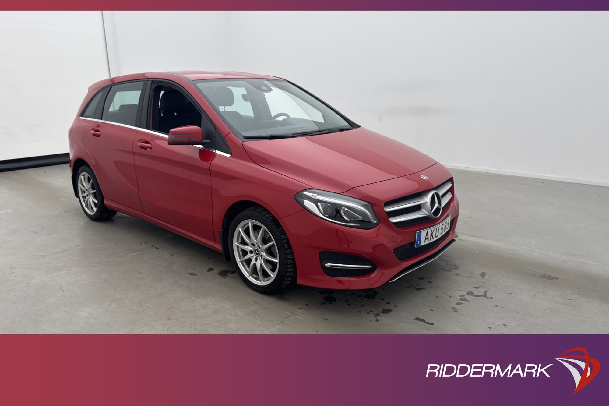 Mercedes-Benz B 220 4M 184hk