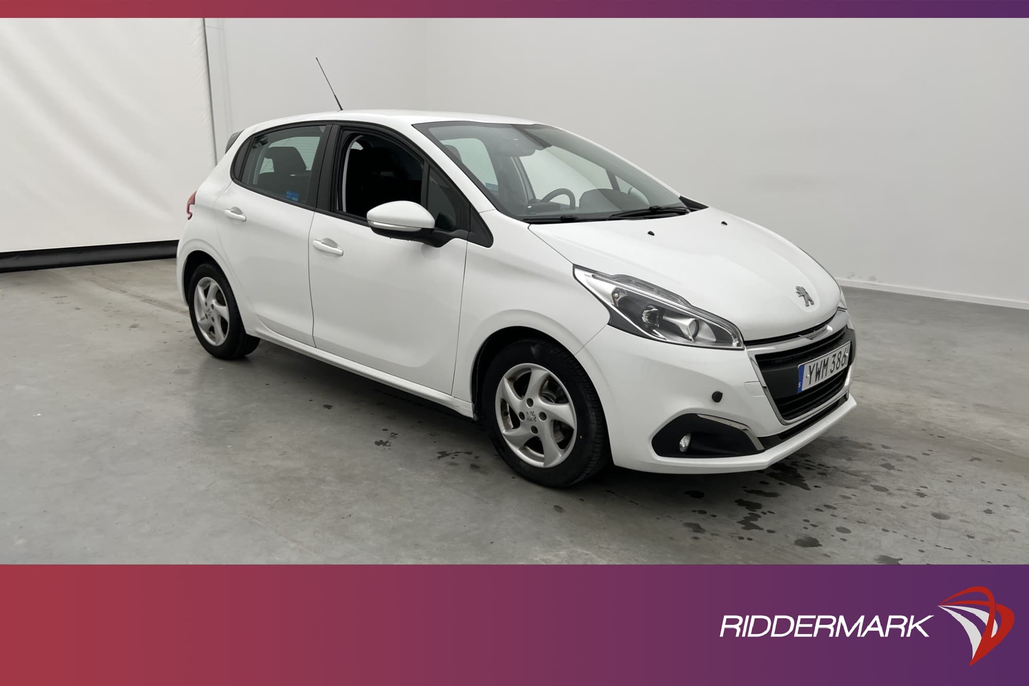 Peugeot 208 1.2 82hk