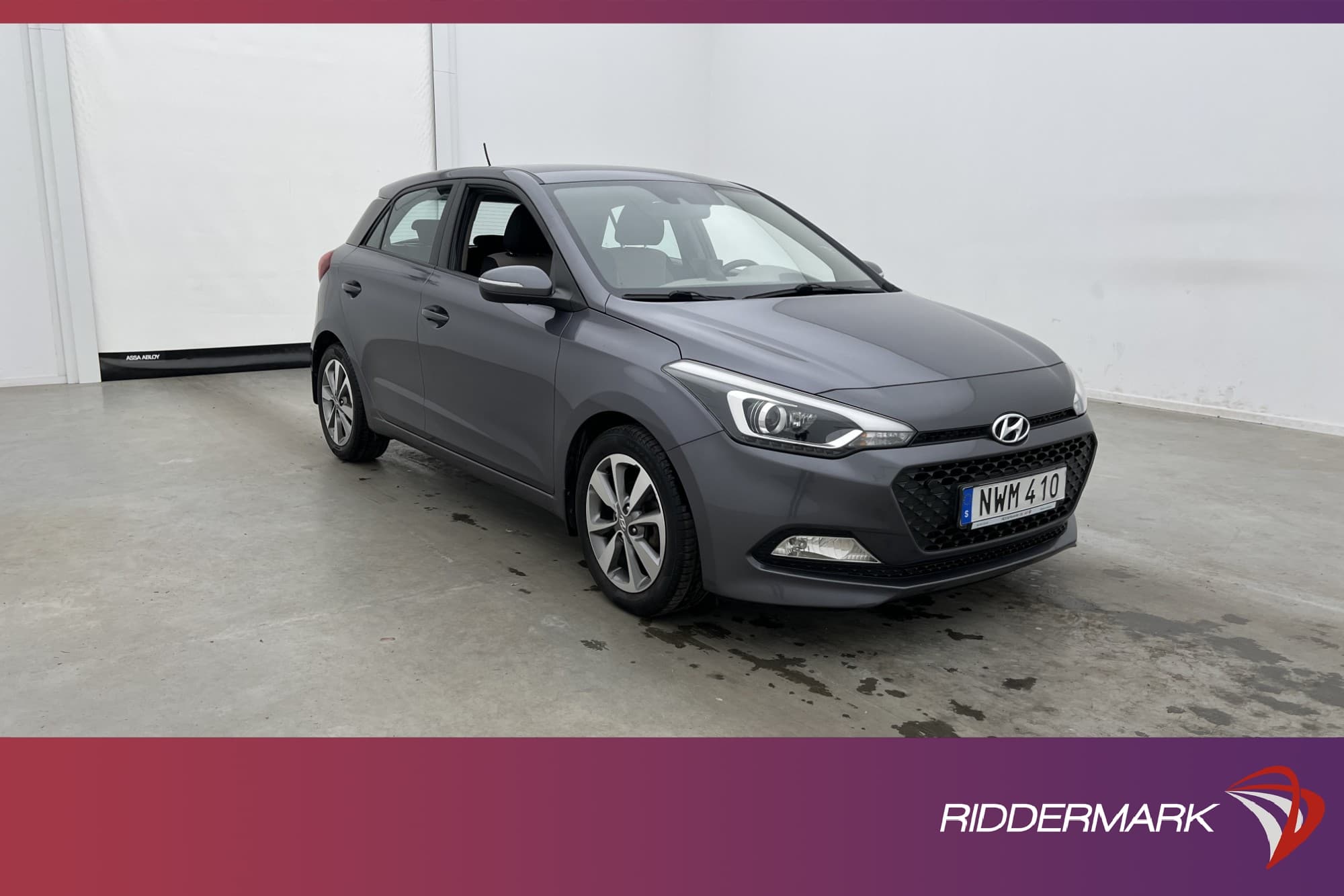 Hyundai i20 1.4 101hk Premium Rattvärme Sensorer Bluetooth 