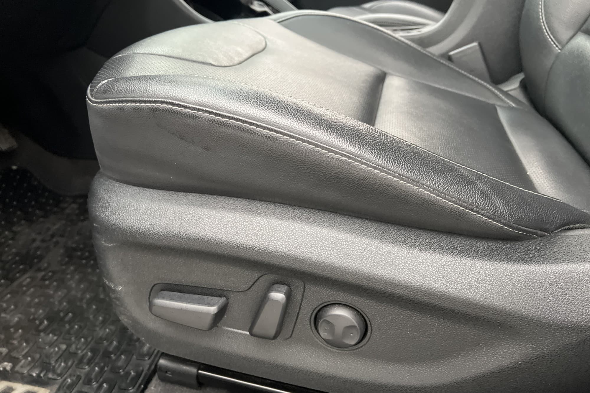 Kia Niro P-HEV 141hk Advance Plus 2 Kamera CarPlay Skinn