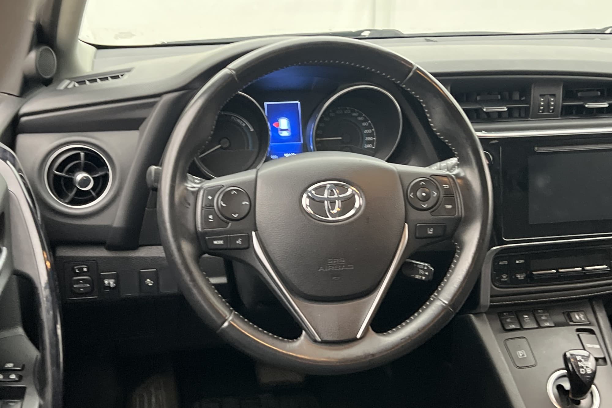Toyota Auris Touring Sports Hybrid 136hk Active Kamera Navi