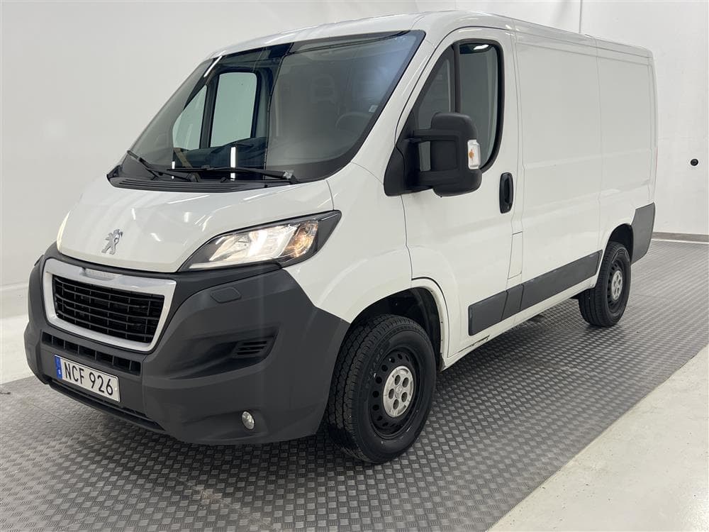 Peugeot Boxer 2.2 HDI 130hk PDC Värmare Moms