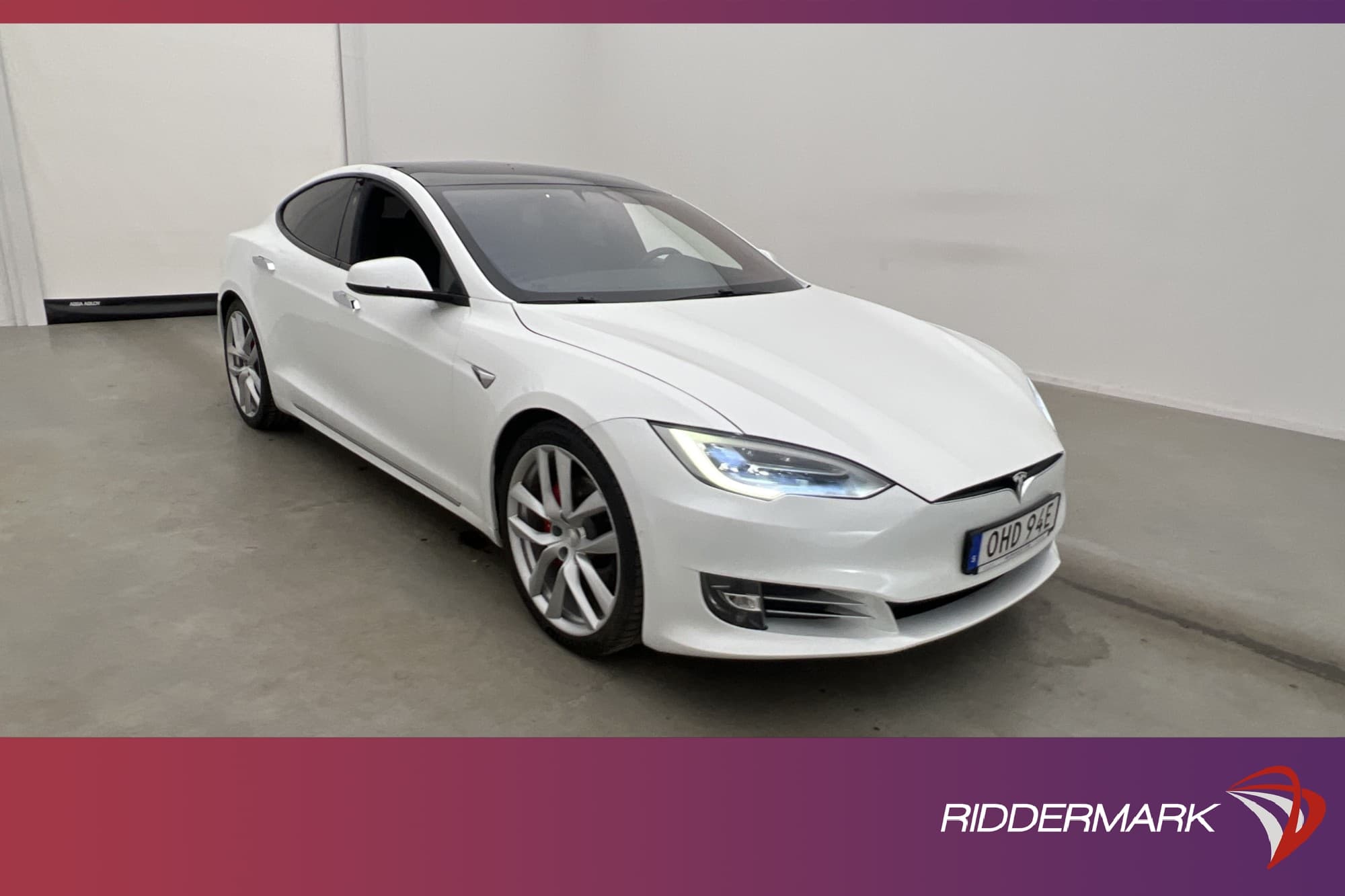Tesla Model S Performance AWD Premium Pano Luftfjädring FSD