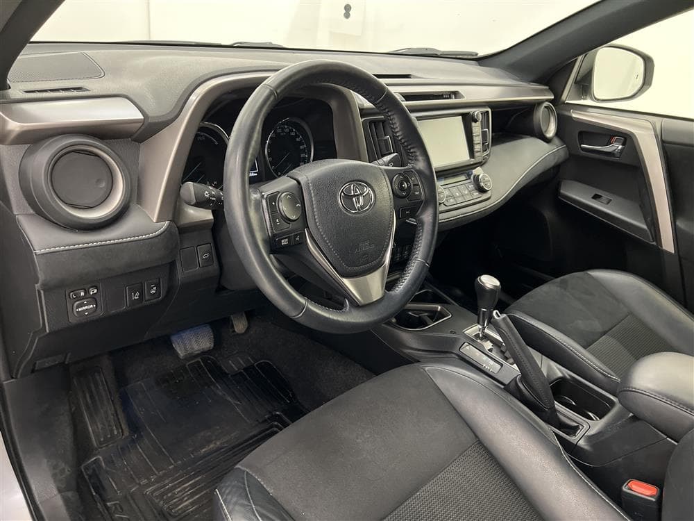 Toyota RAV4 2.5 HSD AWD 197hk B-Kamera Lane Assist 0,53L/mil