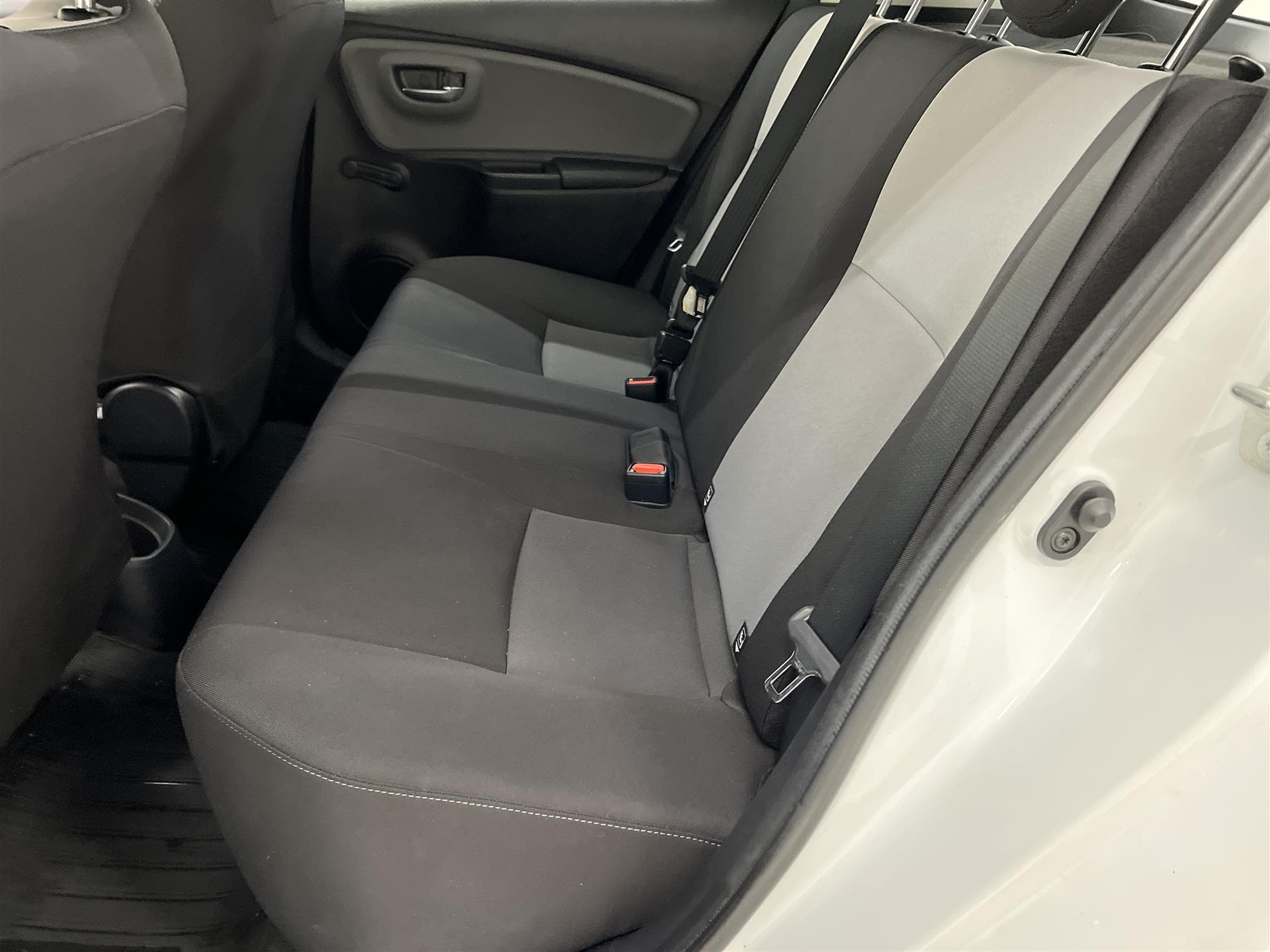 Toyota Yaris 1.5 VVT-iE Multidrive S 111hk 1 Brukare
