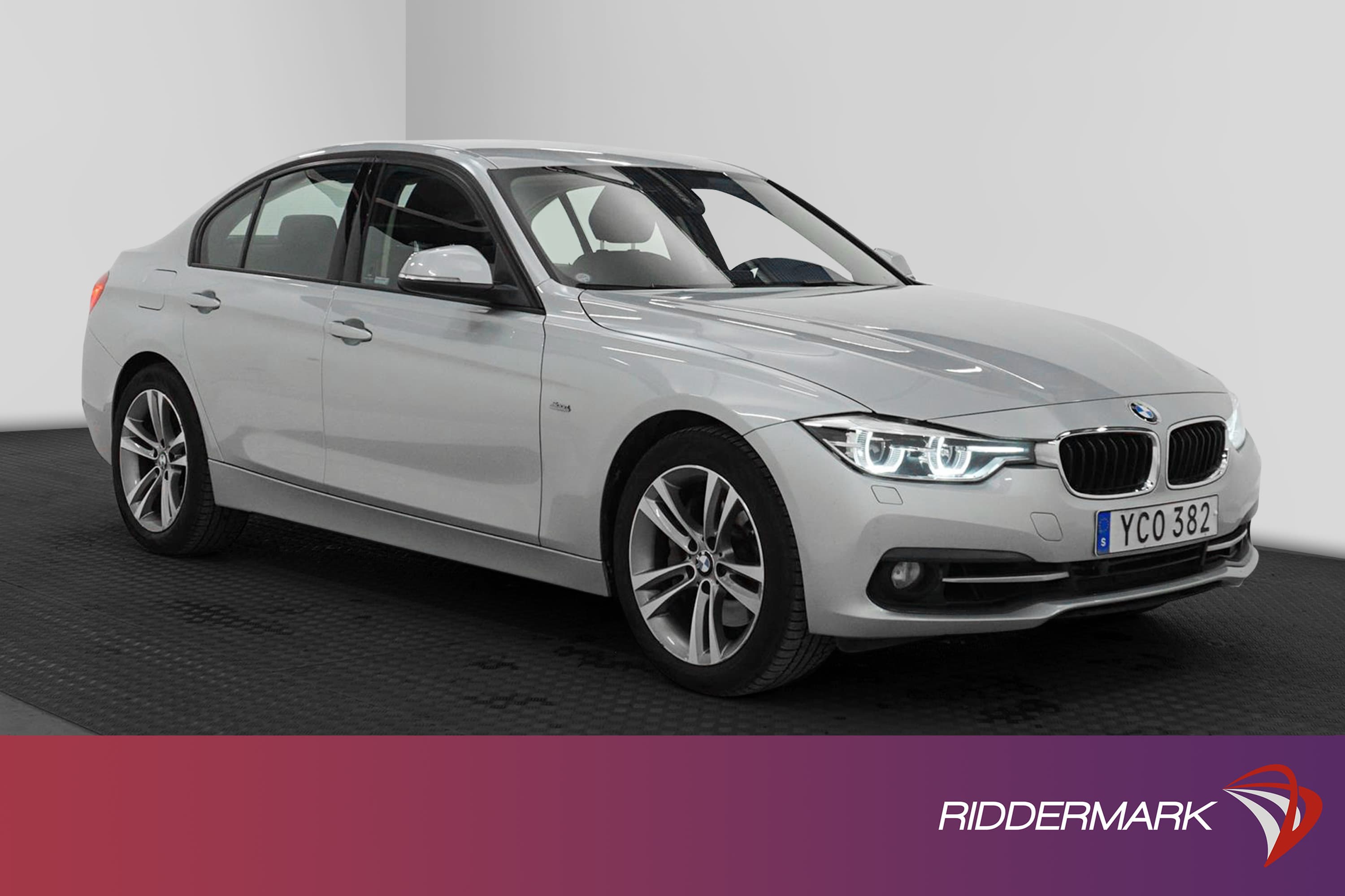 BMW 340i xDrive 326 hk