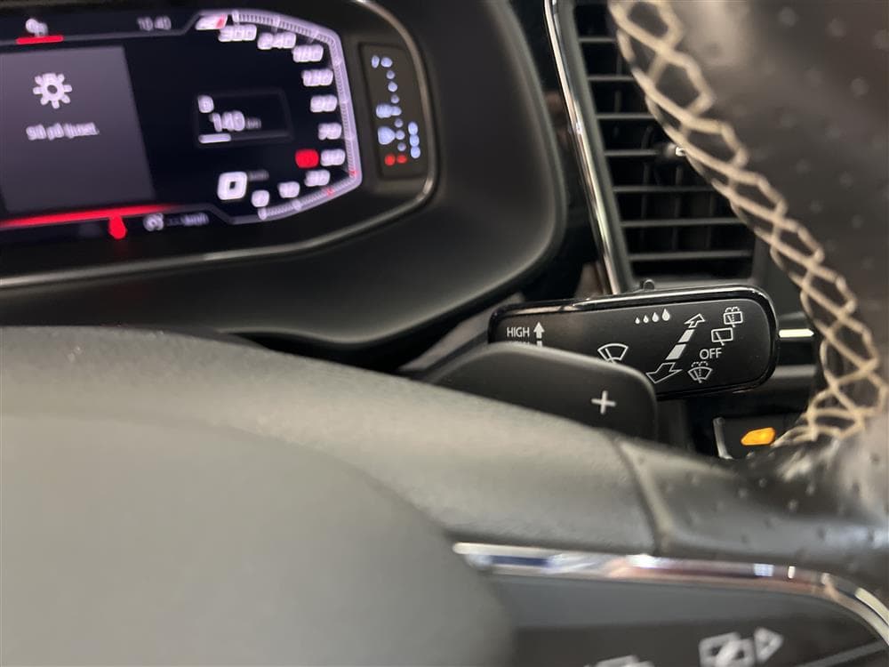 SEAT Leon 2.0 TSI Cupra 300hk 4Drive Cockpit Beatsinteriör