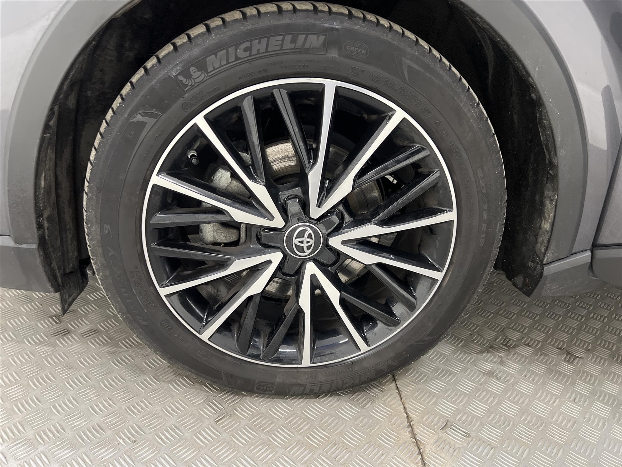 Toyota C-HR Hybrid CVT 122hk Executive Teknikpkt 0,41L/mil