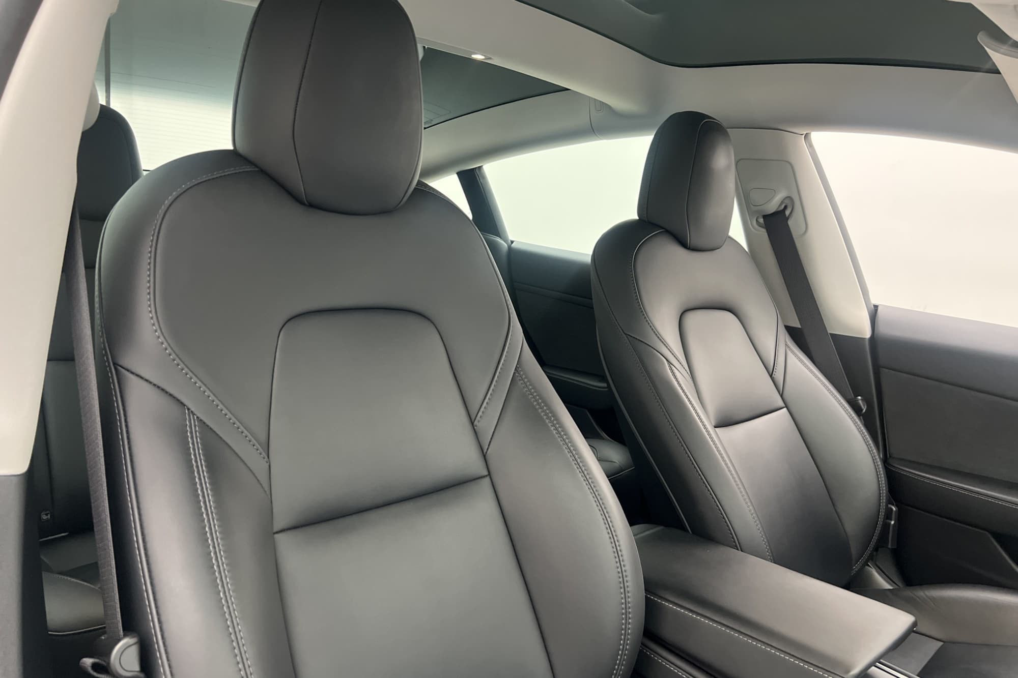 Tesla Model 3 Performance AWD Autopilot Svensksåld