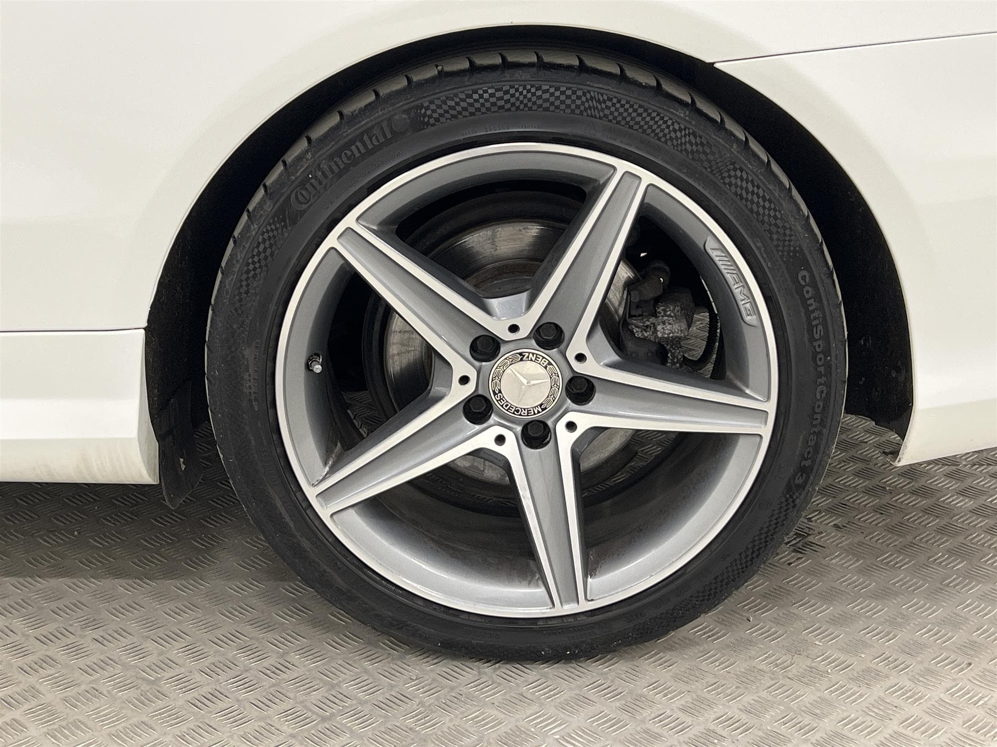 Mercedes-Benz  E 250 Cabriolet 204hk AMG Sport H/K Navi 360 