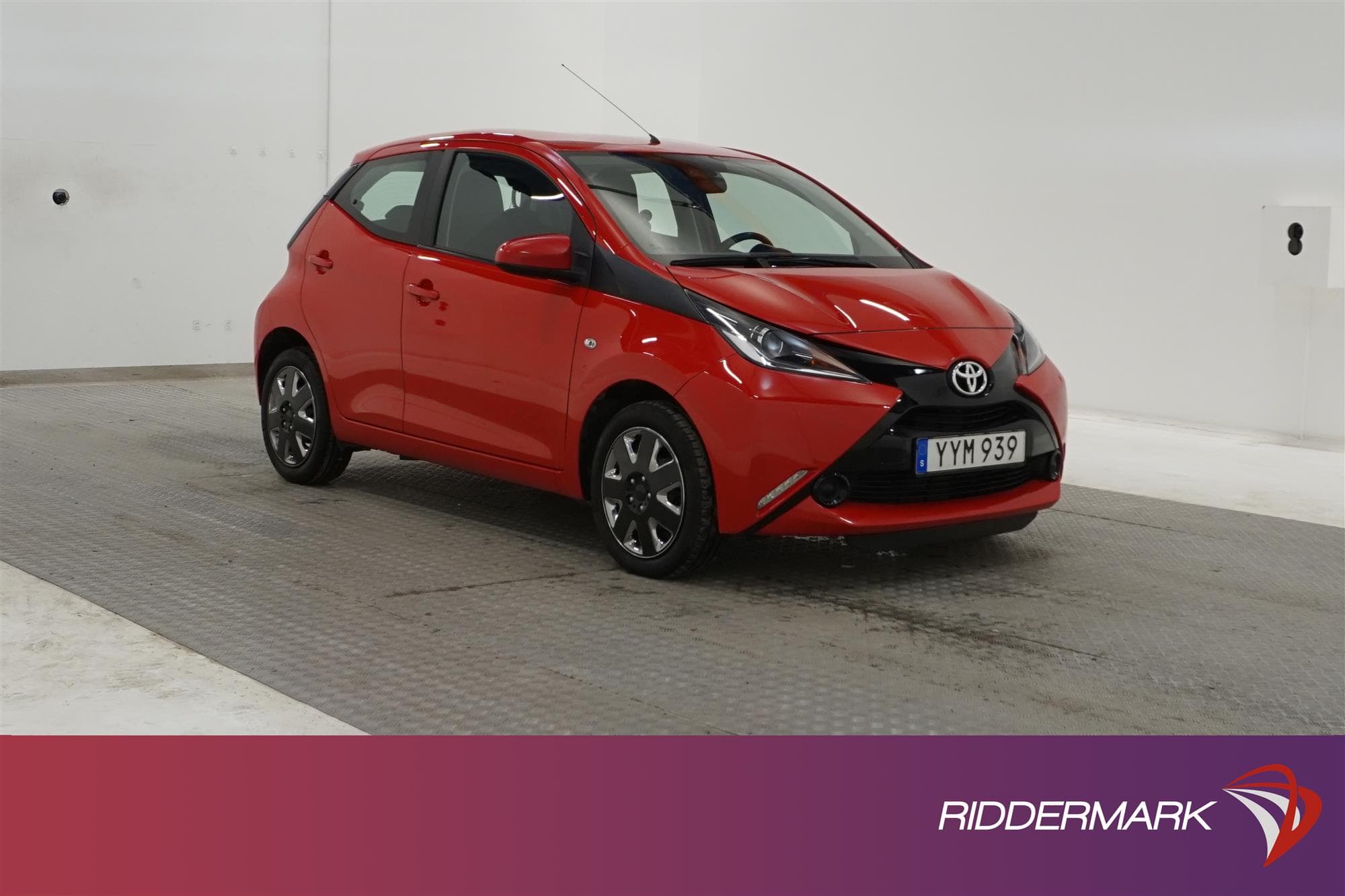 Toyota Aygo 1.0 VVT-i 69hk  Välservad Lane Assist 0,43L/mil