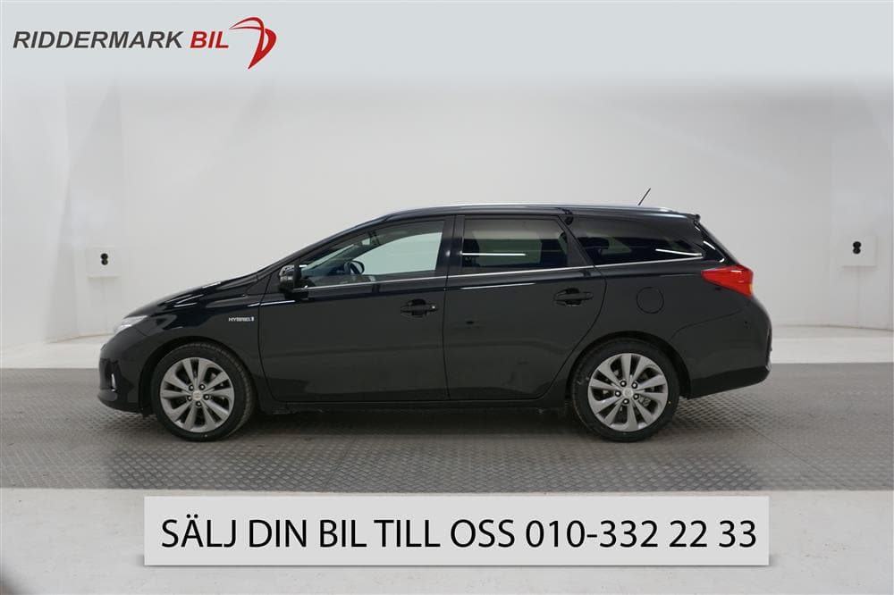 Toyota Auris 1.8 Hybrid TS 99hk