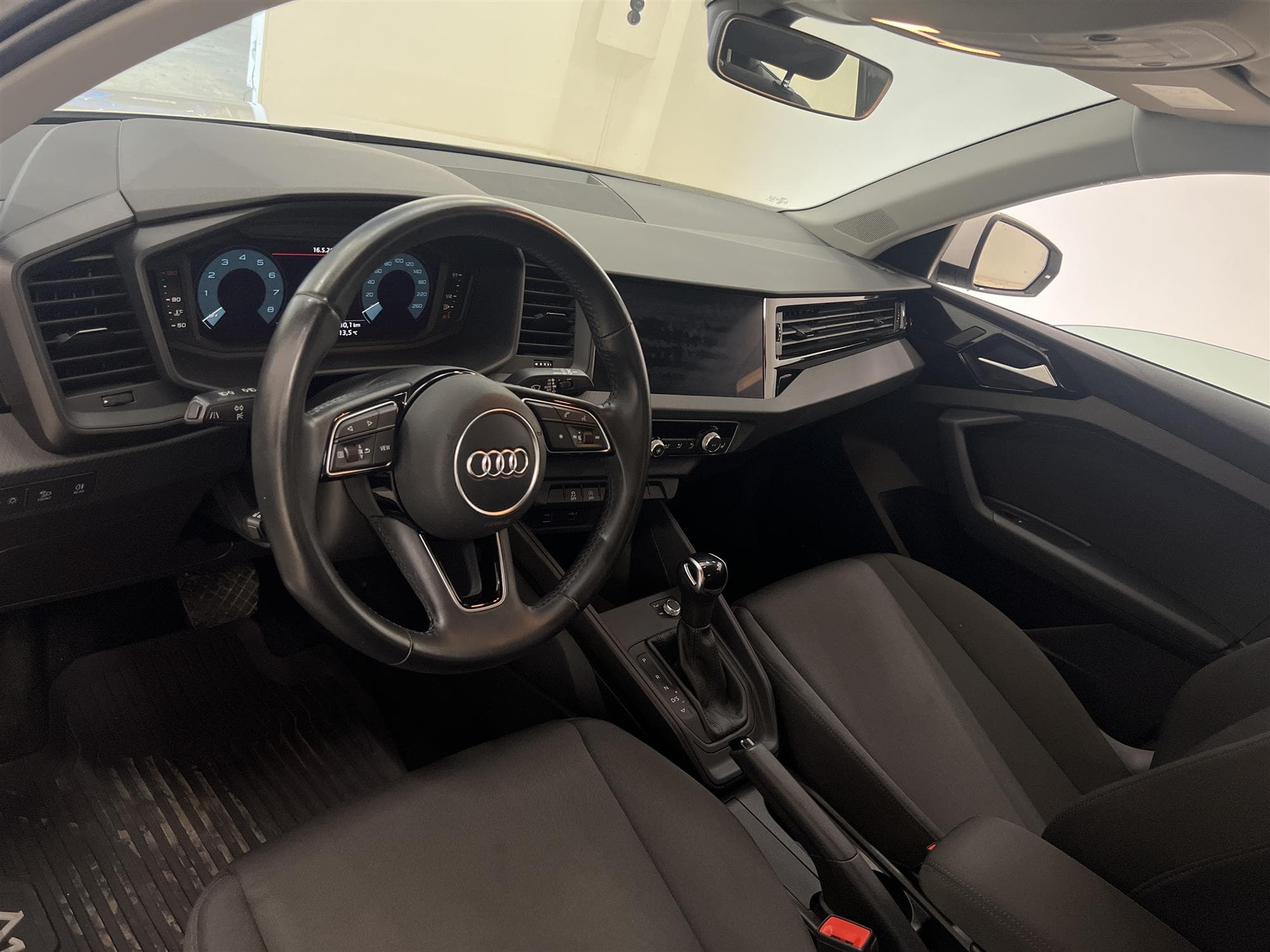 Audi A1 Sportback 30 TFSI 116hk Proline Cockpit C-Play 