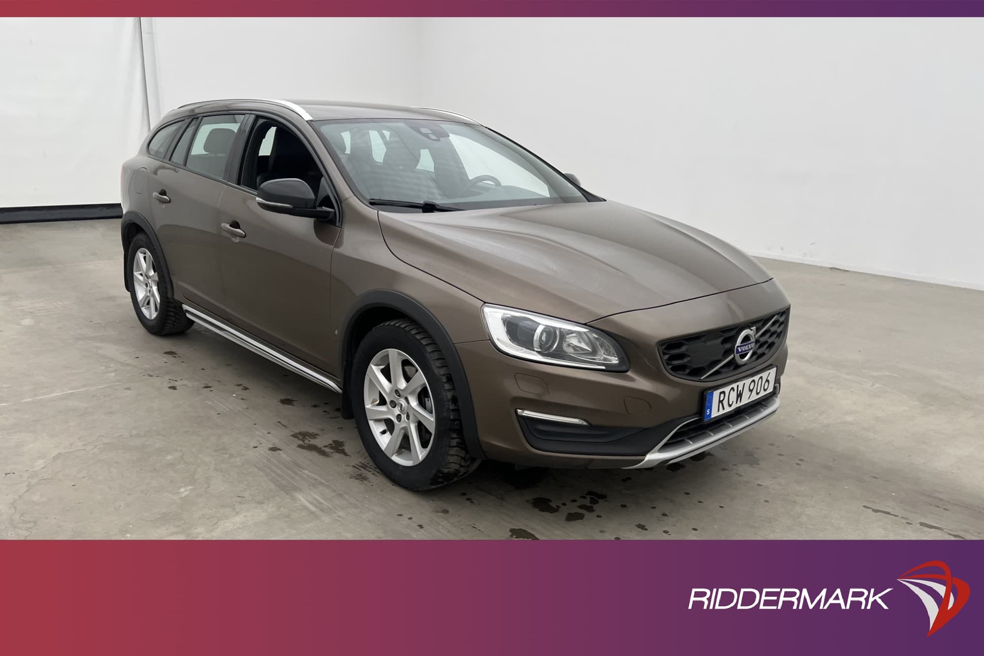 Volvo V60 Cross Country D4 AWD Summum