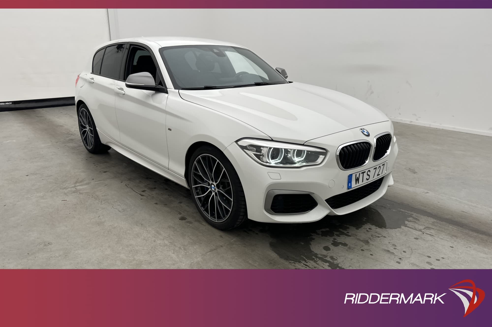 BMW M135i xDrive 326hk