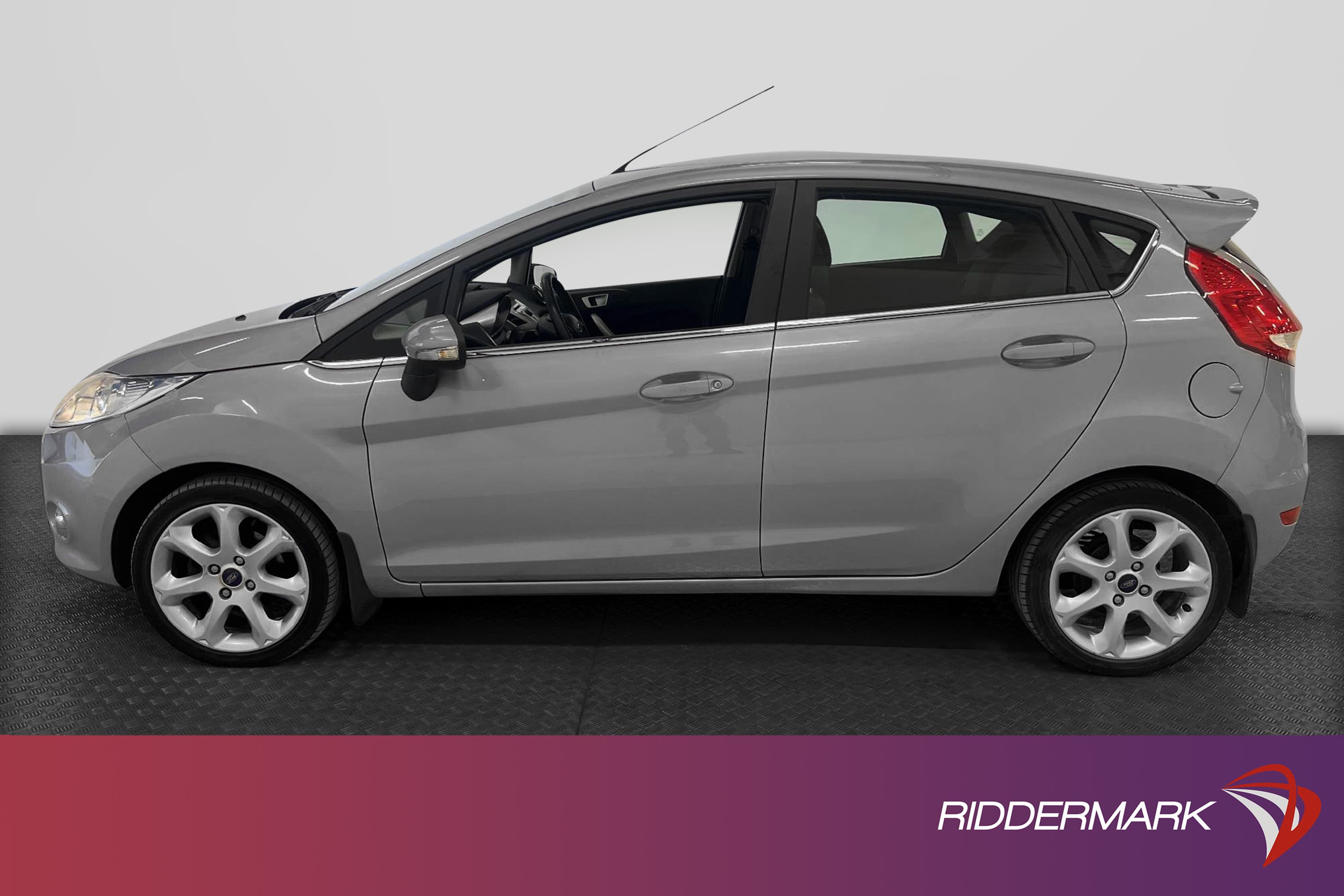 Ford Fiesta 1.25 82hk