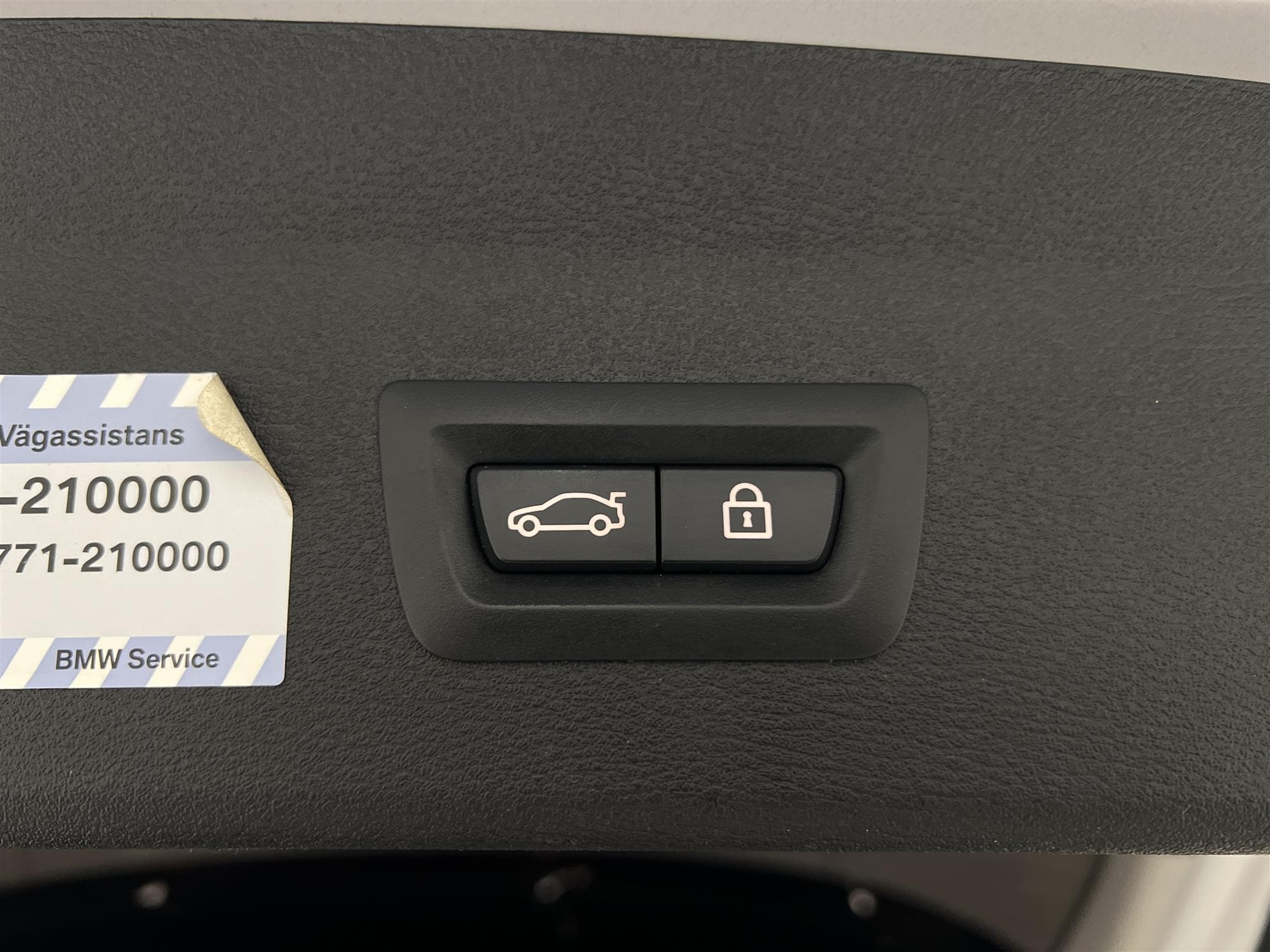 BMW X1 xDrive20d 190hk Pano Drag B-Kam Skinn Keyless 