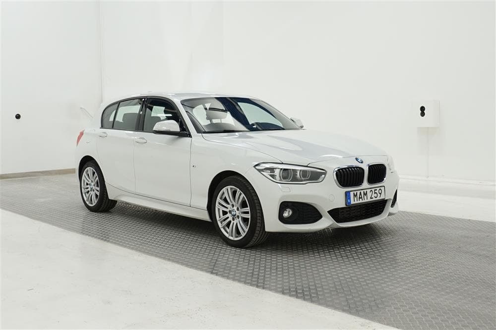BMW 118d xDrive 5dr, F20 150hk M Sport PDC Alcantara Dragexteriör