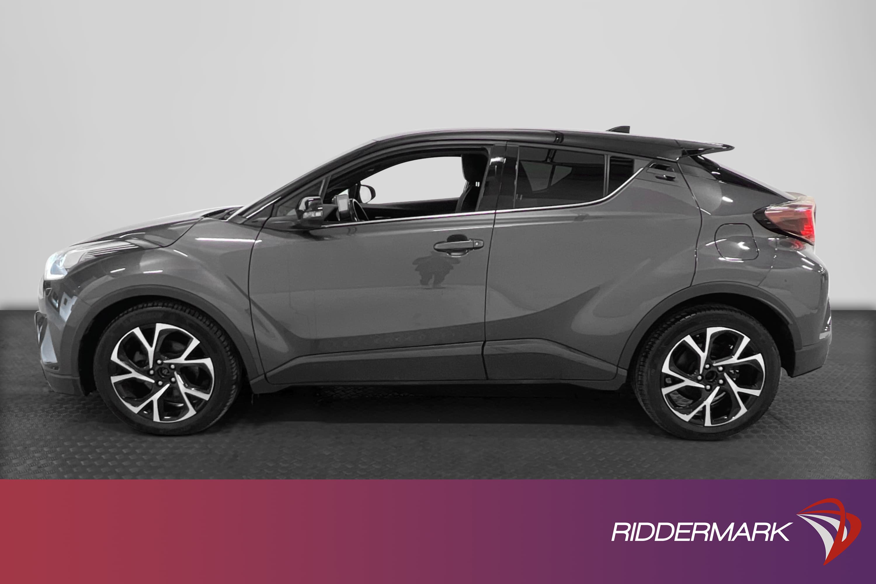 Toyota C-HR Hybrid CVT 122hk Navi JBL