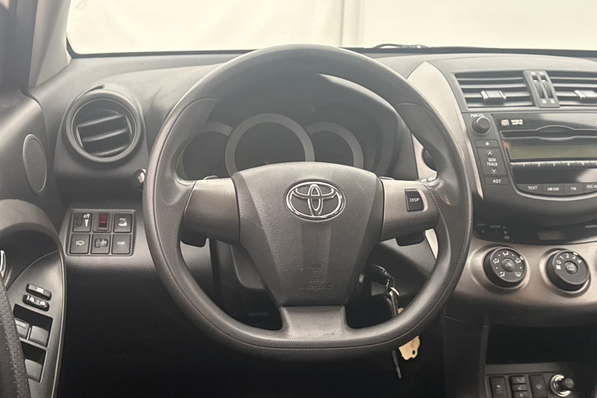 Toyota RAV4 2.0 VVT-i 4x4 158hk M&K-Värmare Dragkrok