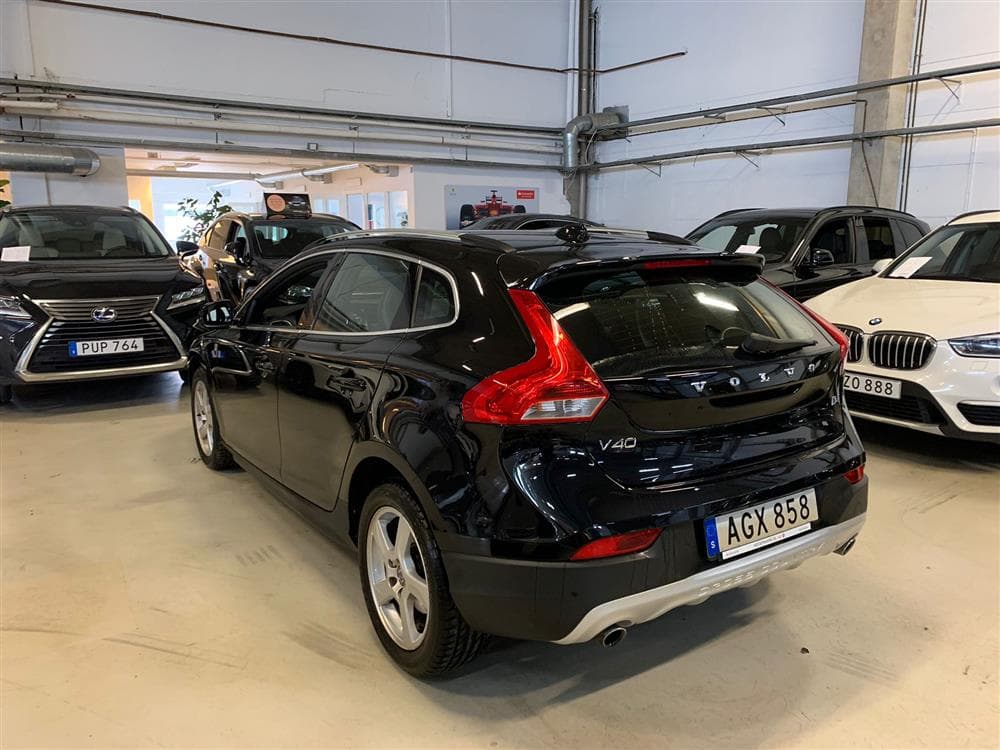 Volvo V40 Cross Country D4 Ocean Race B-kamera VOC 0,43l/milexteriör