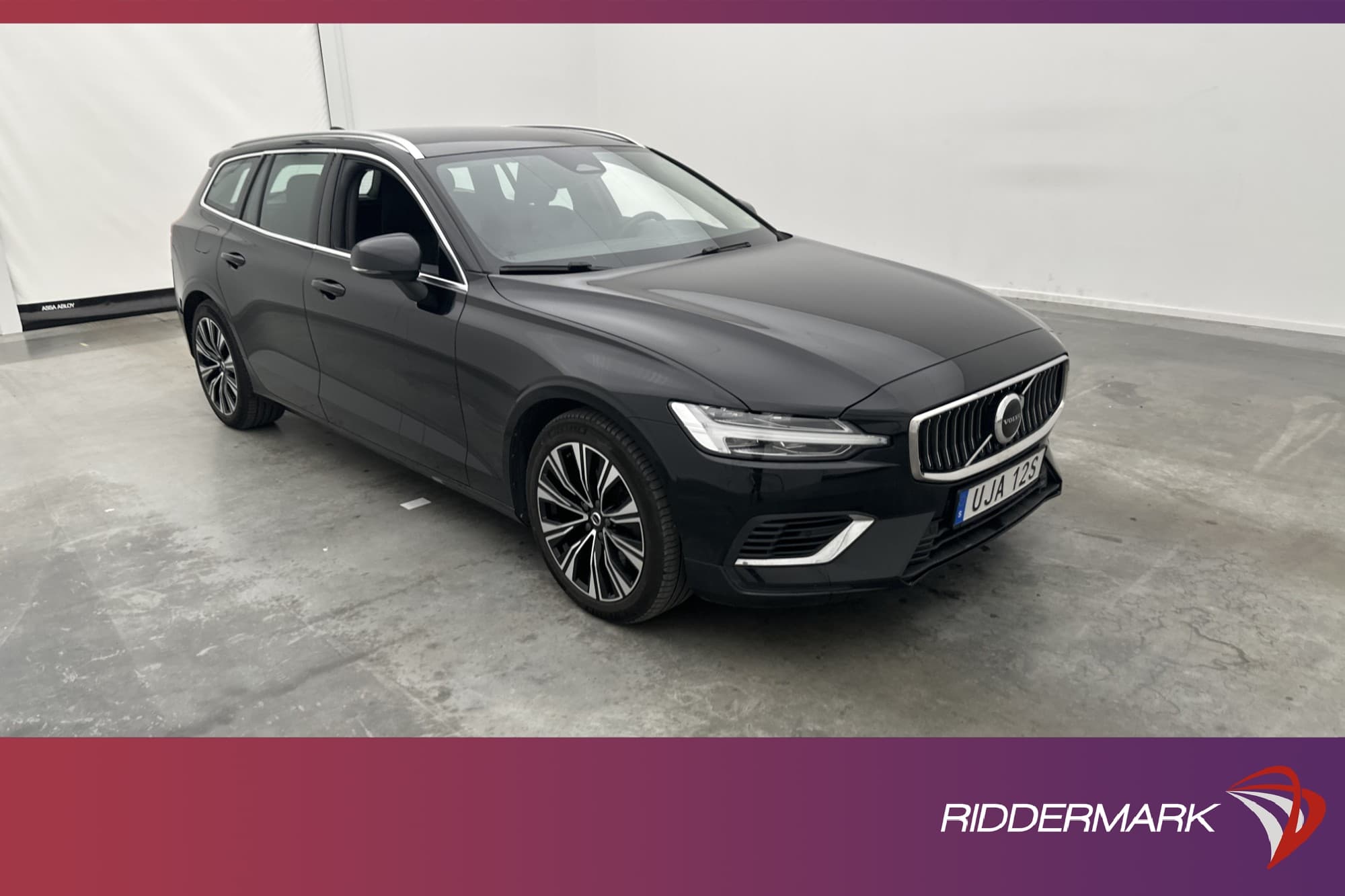 Volvo V60 T6 AWD LongRange Core Värmare Kamera Drag MOMS