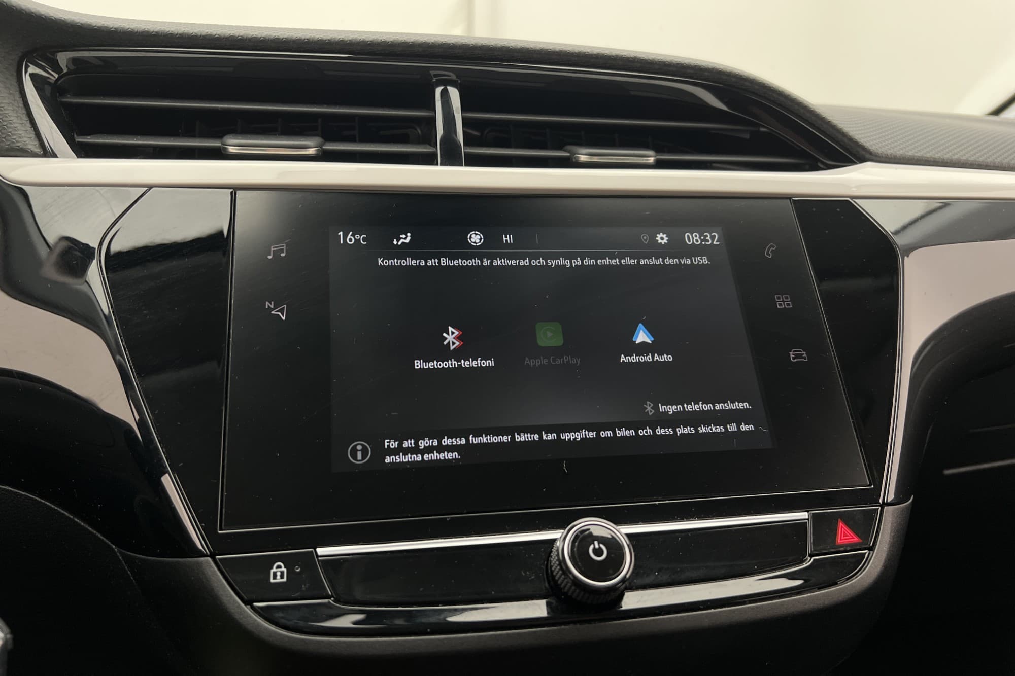 Opel Corsa 1.2 75hk Elegance 360° CarPlay Rattvärme MOMS