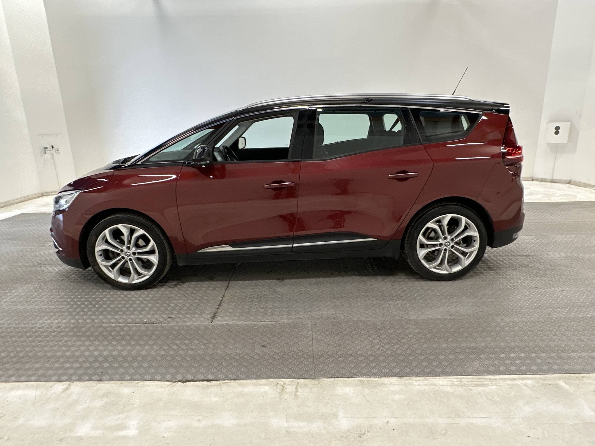Renault Grand Scénic 1.2 132hk