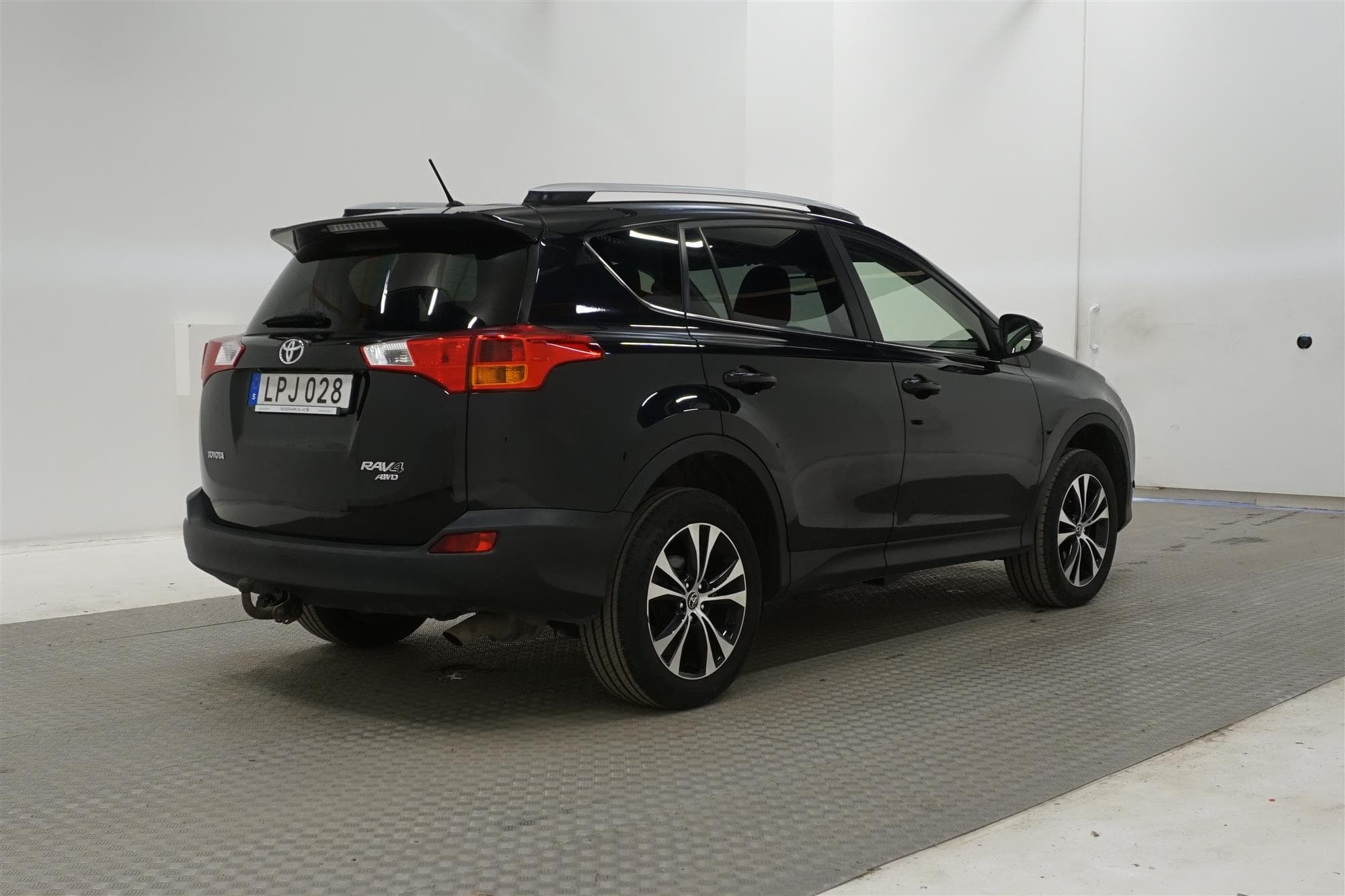 Toyota RAV4 2.0 AWD 152hk M&K-Värmare Drag B-Kam Navi 