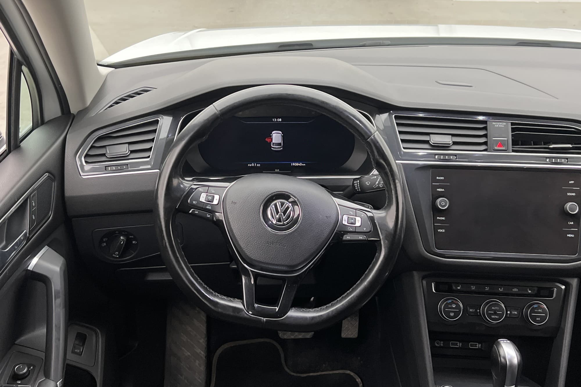 Volkswagen Tiguan Allspace 4M 190hk 7-Sits Cockpit Värmare