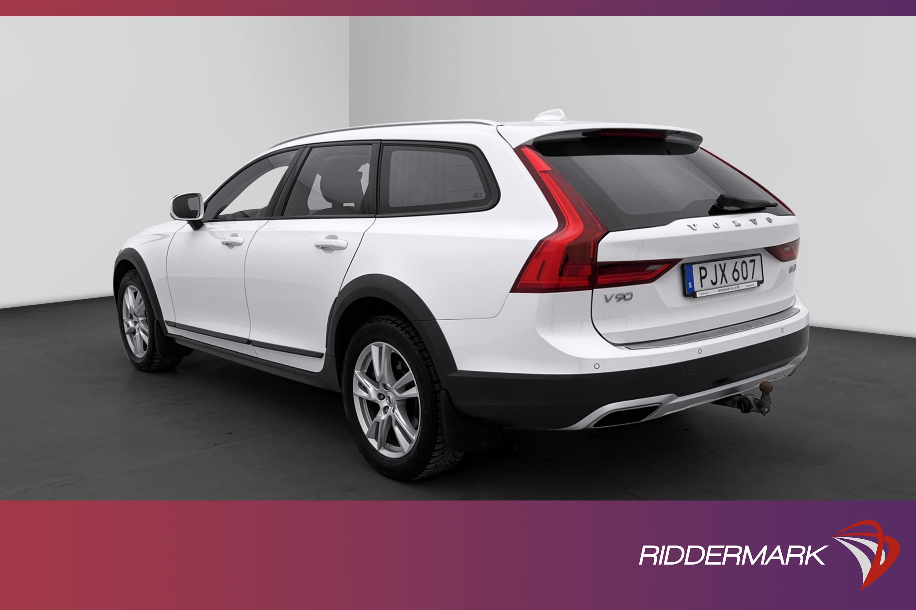 Volvo V90 Cross Country D4 AWD