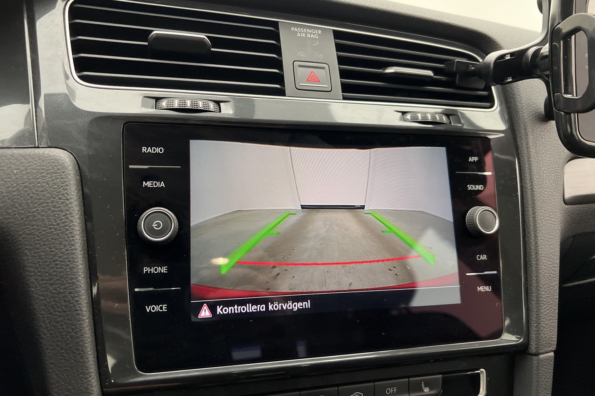 Volkswagen Golf 1.0 TSI 110hk Kamera CarPlay Adp-Farthållare