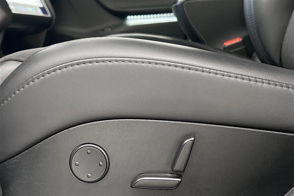 Tesla Model S 75D AWD Luftfjädring Navi B-Kamerainteriör
