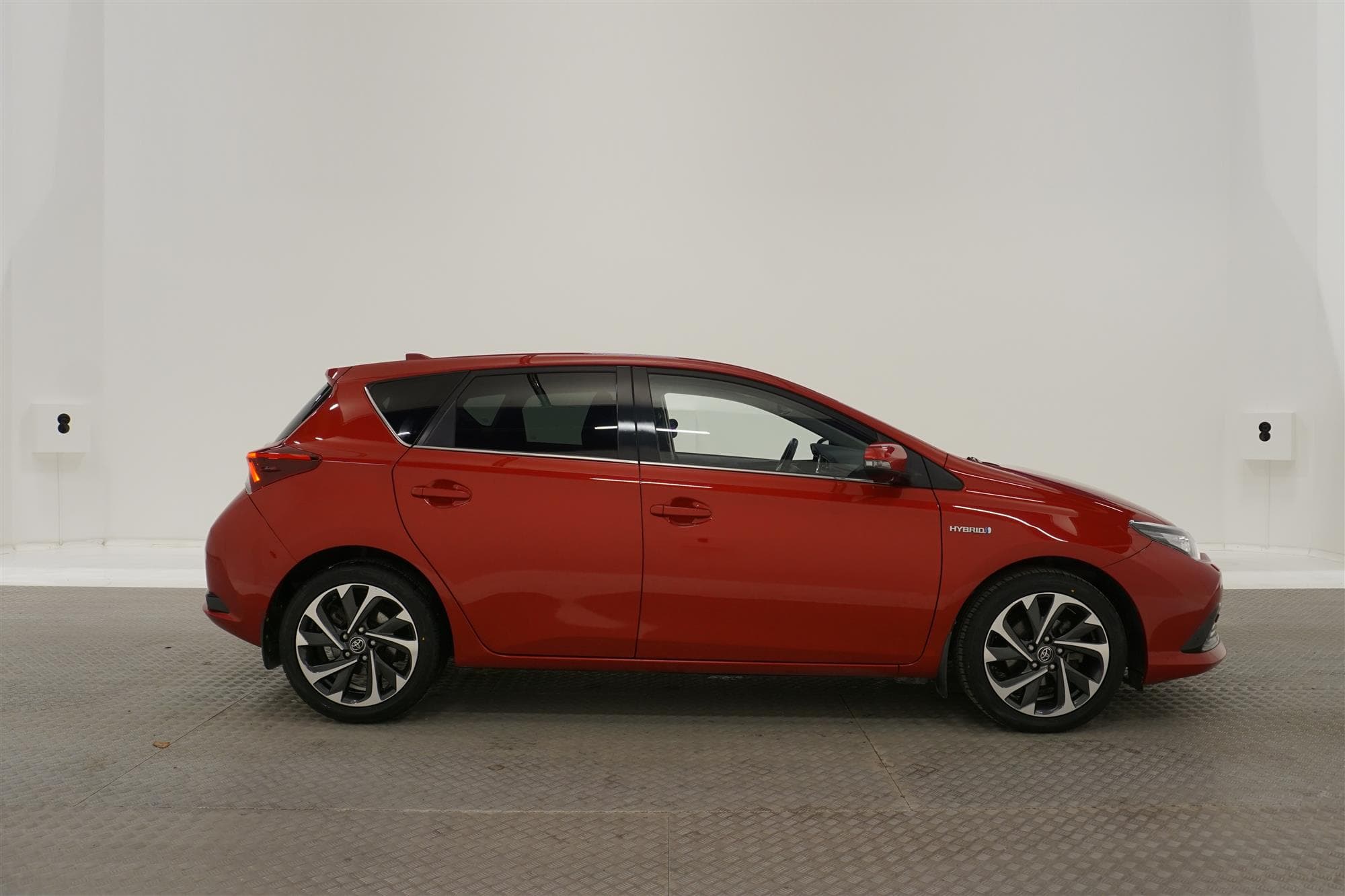 Toyota  Auris Hybrid e-CVT 136hk   B-Kam Låg Skatt 0,39L/mil