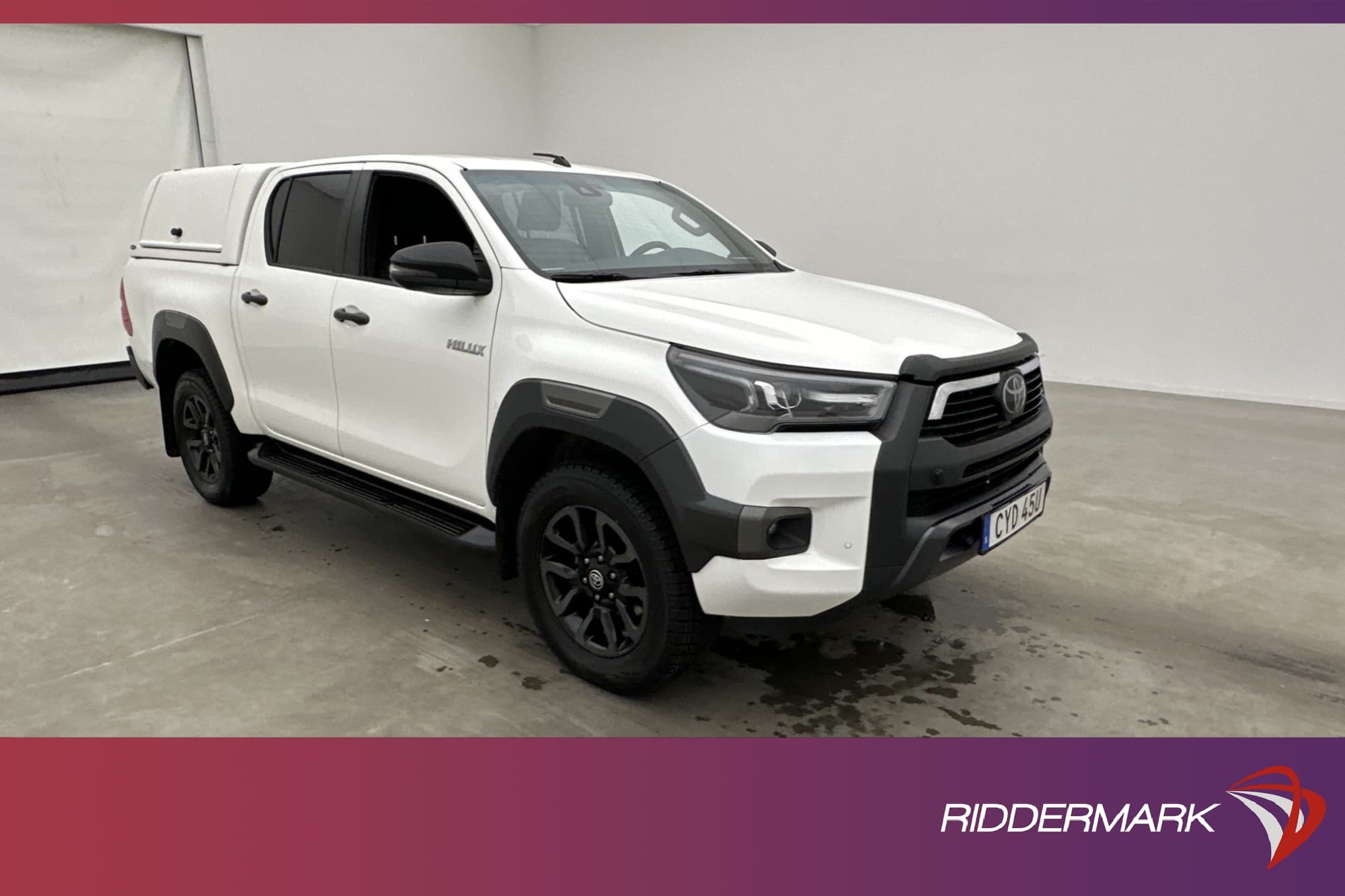 Toyota Hilux Invincible 2.8 4WD
