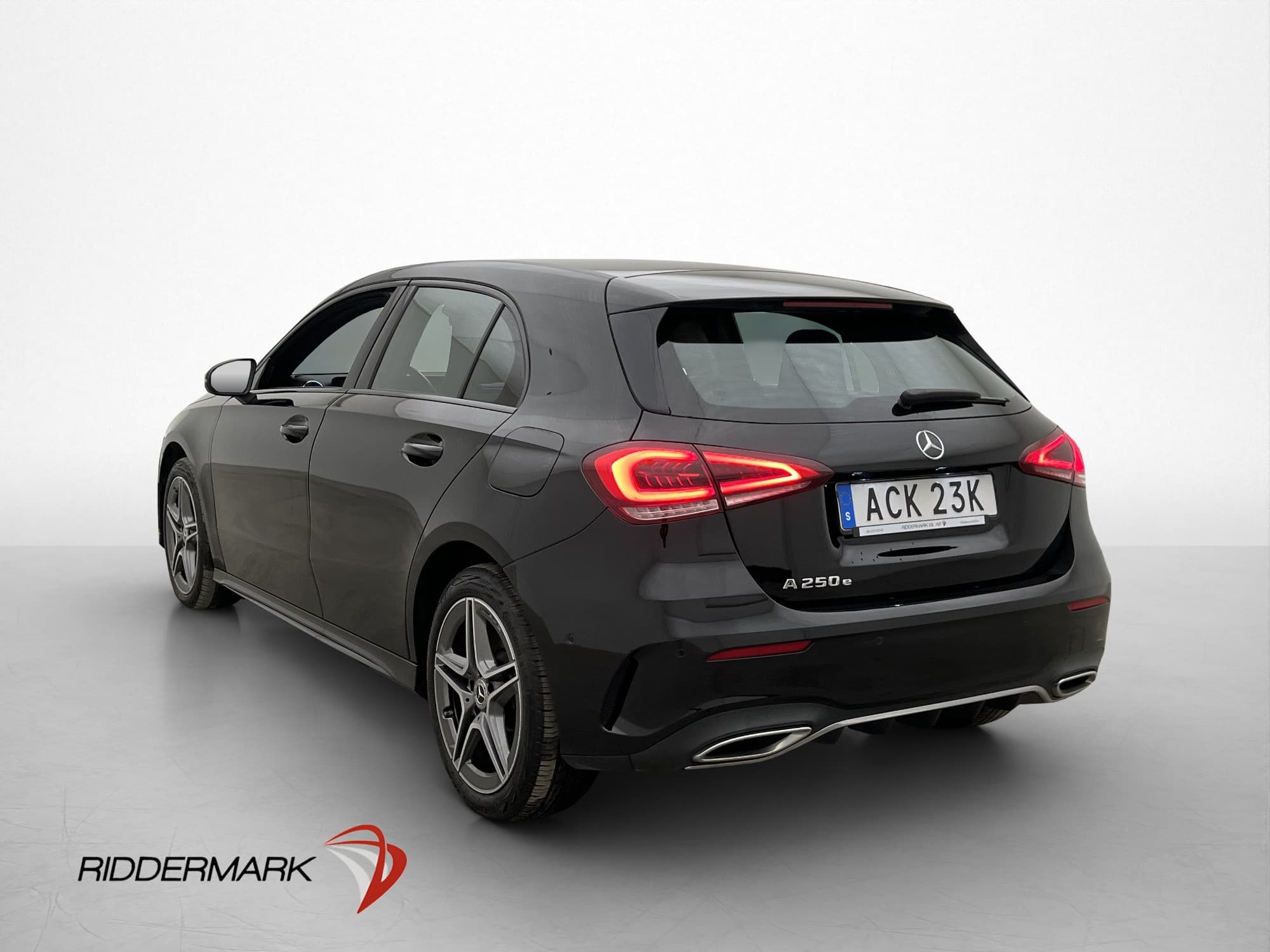 Mercedes-Benz A 250 e AMG Värmare Kamera Navi Farthållare