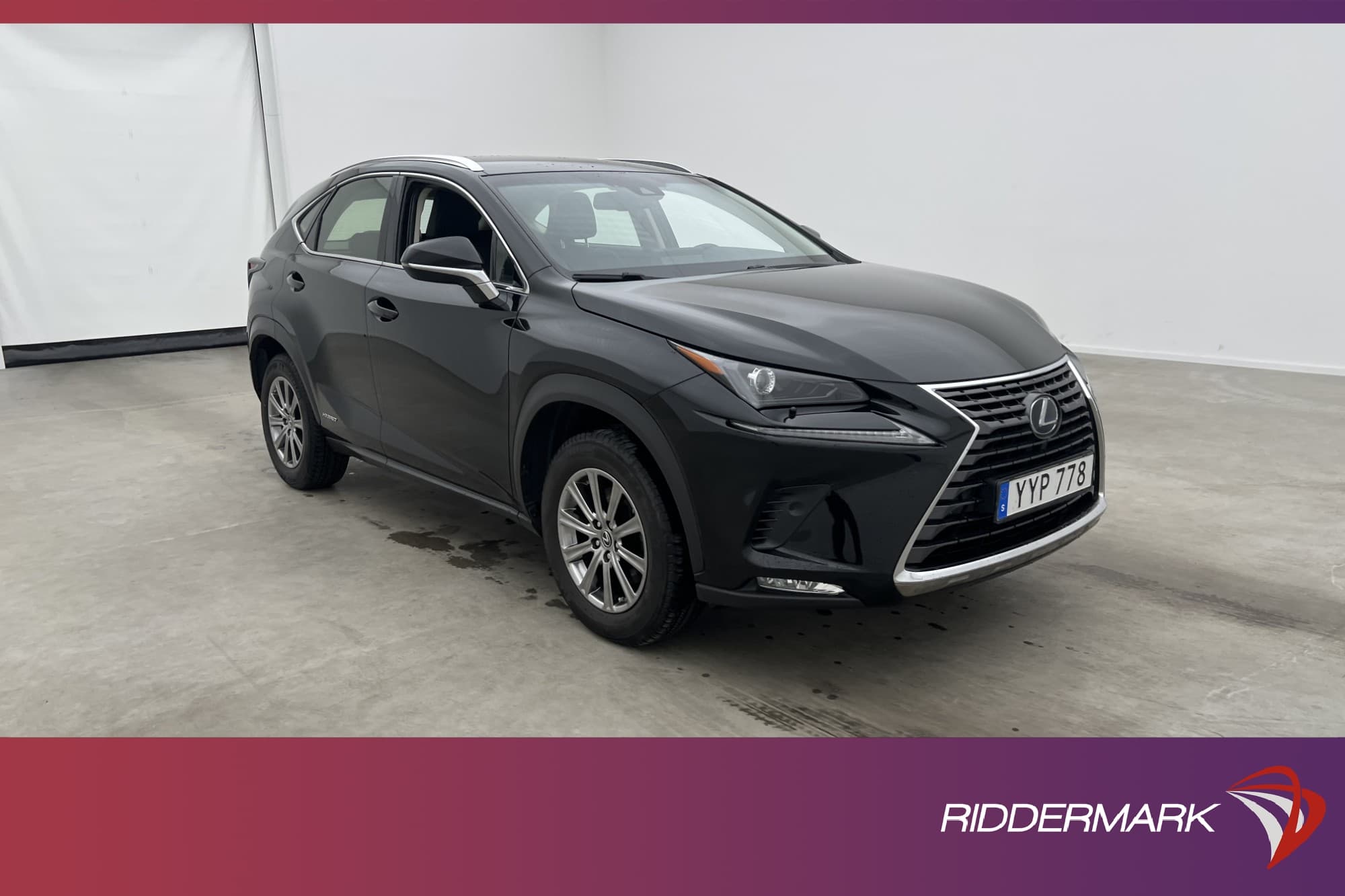 Lexus NX 300h AWD 197hk
