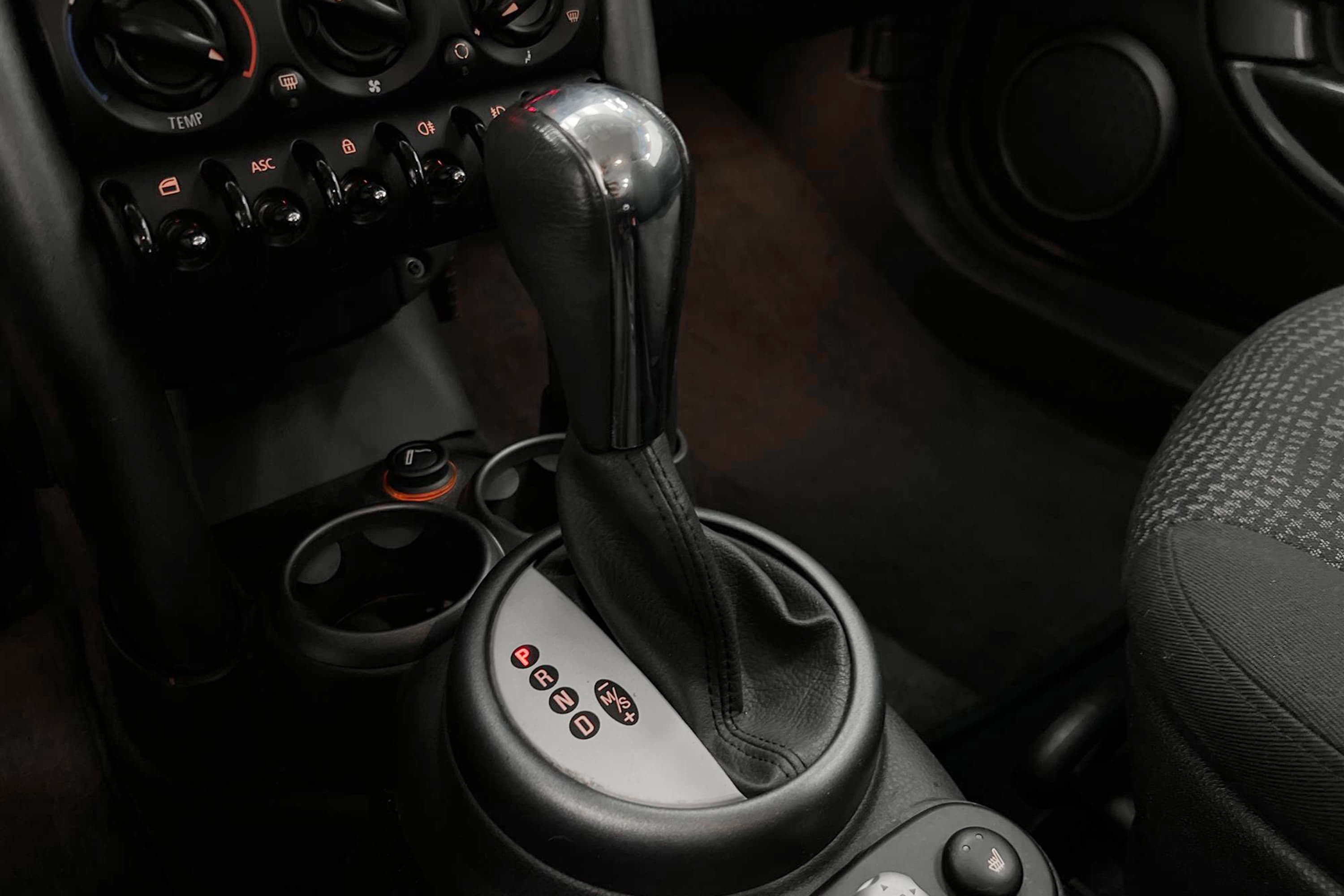 MINI Cooper 116hk Pepper  Nyservad 0,59L/mil 