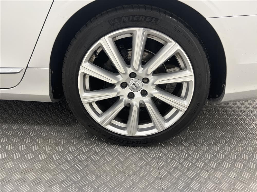 Volvo S90 D4 AWD Inscription D-Värm VOC T-Lucka Skinn B-Kaminteriör